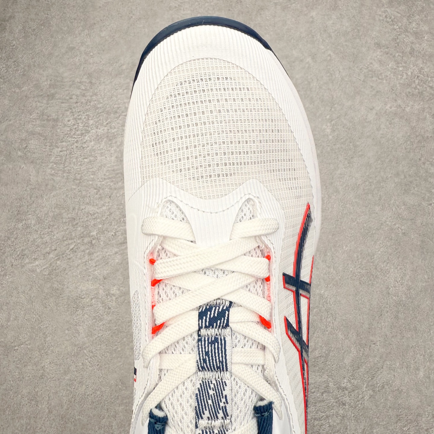 图片[4]-Asics NETBURNER BALLISTIC FF 4 亚瑟士舒适时尚潮流简约减震低帮训练鞋 DYNAWRAP 技术可提升稳定性 FLYTEFOAM 科技打造轻量缓冲组件 FLYTEFOAM Propel 技术鞋垫可提升吸震与回弹效果 TWISSTRUS 技术可提升速度与变向奔跑动作ASICSGRIP 科技可提升在球场上的抓地力 后足 GEL 缓冲科技可提供出色的避震效果AHAR 橡胶可提升耐用性 尺码：35 36 36.5 37 38 38.5 39 40 40.5 41 42 42.5 43 44 45-选品中心