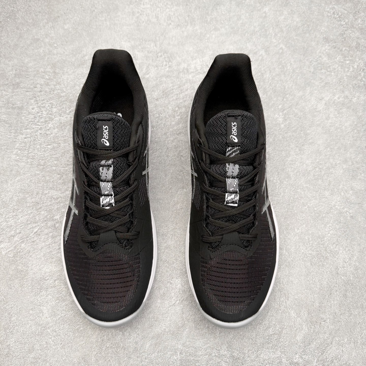 图片[2]-Asics NETBURNER BALLISTIC FF 4 亚瑟士舒适时尚潮流简约减震低帮训练鞋 DYNAWRAP 技术可提升稳定性 FLYTEFOAM 科技打造轻量缓冲组件 FLYTEFOAM Propel 技术鞋垫可提升吸震与回弹效果 TWISSTRUS 技术可提升速度与变向奔跑动作ASICSGRIP 科技可提升在球场上的抓地力 后足 GEL 缓冲科技可提供出色的避震效果AHAR 橡胶可提升耐用性 尺码：35 36 36.5 37 38 38.5 39 40 40.5 41 42 42.5 43 44 45-选品中心