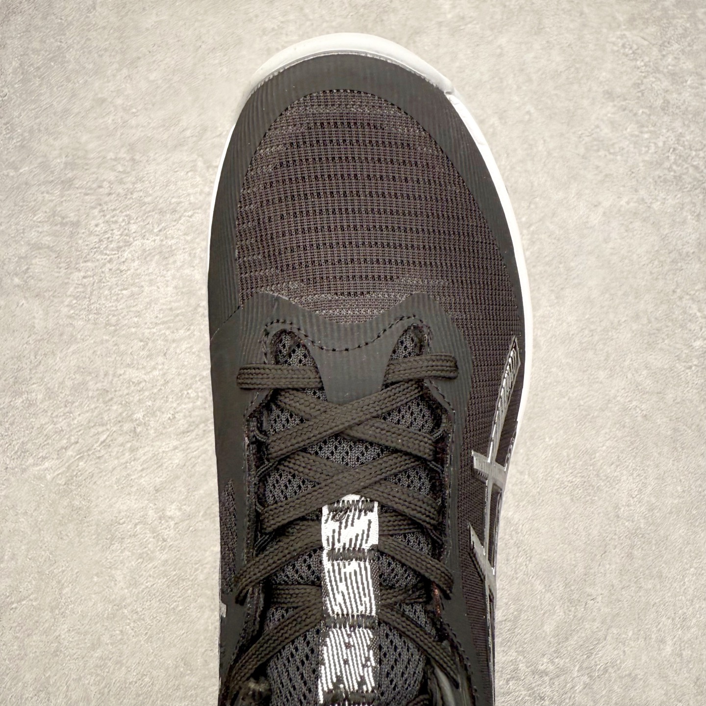 图片[4]-Asics NETBURNER BALLISTIC FF 4 亚瑟士舒适时尚潮流简约减震低帮训练鞋 DYNAWRAP 技术可提升稳定性 FLYTEFOAM 科技打造轻量缓冲组件 FLYTEFOAM Propel 技术鞋垫可提升吸震与回弹效果 TWISSTRUS 技术可提升速度与变向奔跑动作ASICSGRIP 科技可提升在球场上的抓地力 后足 GEL 缓冲科技可提供出色的避震效果AHAR 橡胶可提升耐用性 尺码：35 36 36.5 37 38 38.5 39 40 40.5 41 42 42.5 43 44 45-选品中心