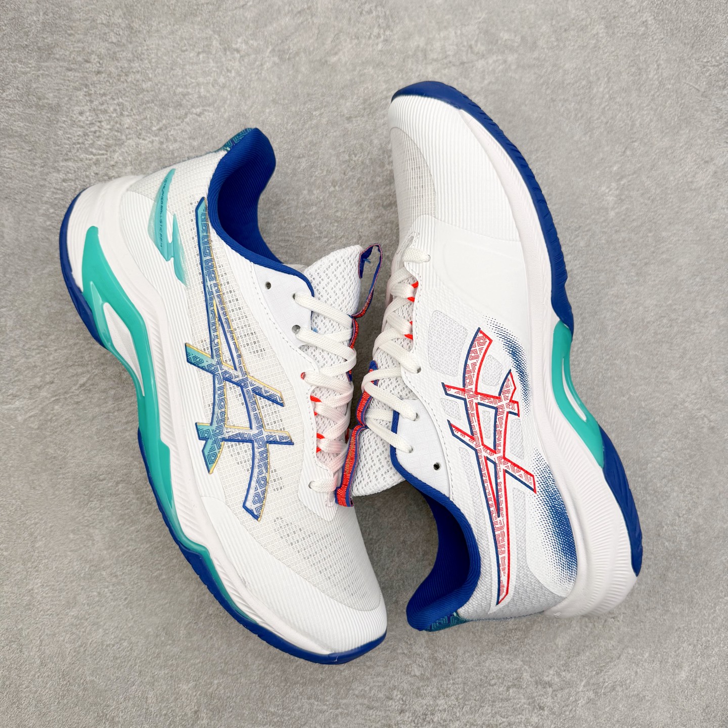 图片[3]-Asics NETBURNER BALLISTIC FF 4 亚瑟士舒适时尚潮流简约减震低帮训练鞋 DYNAWRAP 技术可提升稳定性 FLYTEFOAM 科技打造轻量缓冲组件 FLYTEFOAM Propel 技术鞋垫可提升吸震与回弹效果 TWISSTRUS 技术可提升速度与变向奔跑动作ASICSGRIP 科技可提升在球场上的抓地力 后足 GEL 缓冲科技可提供出色的避震效果AHAR 橡胶可提升耐用性 尺码：35 36 36.5 37 38 38.5 39 40 40.5 41 42 42.5 43 44 45-选品中心