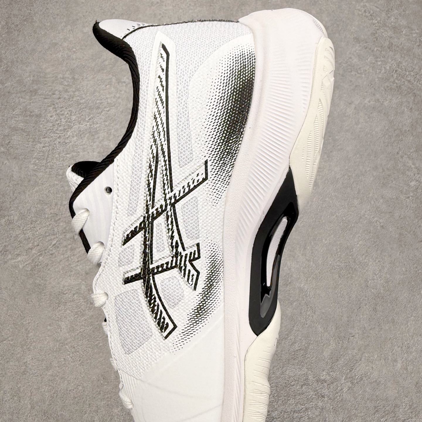 图片[7]-Asics NETBURNER BALLISTIC FF 4 亚瑟士舒适时尚潮流简约减震低帮训练鞋 DYNAWRAP 技术可提升稳定性 FLYTEFOAM 科技打造轻量缓冲组件 FLYTEFOAM Propel 技术鞋垫可提升吸震与回弹效果 TWISSTRUS 技术可提升速度与变向奔跑动作ASICSGRIP 科技可提升在球场上的抓地力 后足 GEL 缓冲科技可提供出色的避震效果AHAR 橡胶可提升耐用性 尺码：35 36 36.5 37 38 38.5 39 40 40.5 41 42 42.5 43 44 45-选品中心