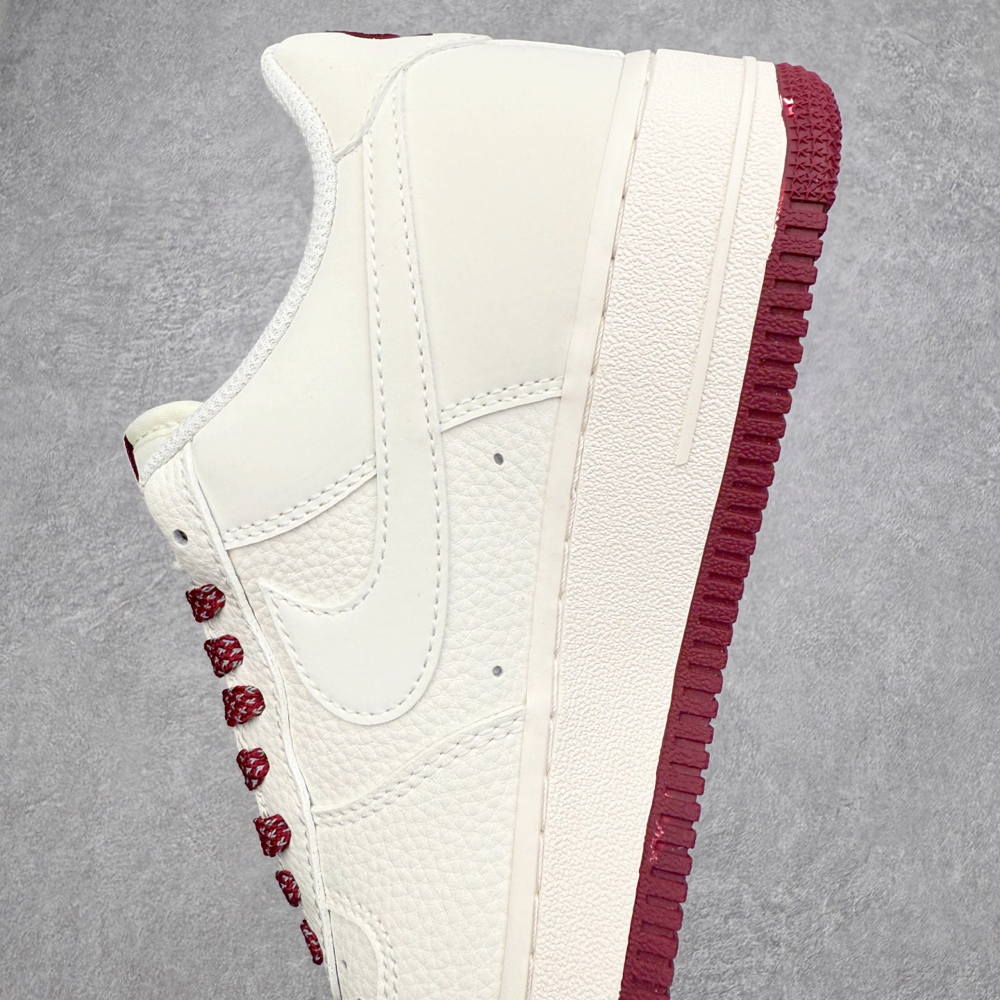 图片[7]-NK Air Force 1´07 Low 空军一号低帮百搭休闲运动板鞋 GX3170-108 柔软、弹性十足的缓震性能和出色的中底设计 横跨复古与现代的外型结合 造就出风靡全球 三十多年的Force 1 直到今天还深受青睐 实拍调校N版已经零色差零失真 百分百还原实物色彩所见即所得 不存在货不对板色差等低级问题 选购参考实物拍摄 不混卖不参货 只用心做好货严格选品 承诺混一赔十 尺码：36 36.5 37.5 38 38.5 39 40 40.5 41 42 42.5 43 44 44.5 45-选品中心