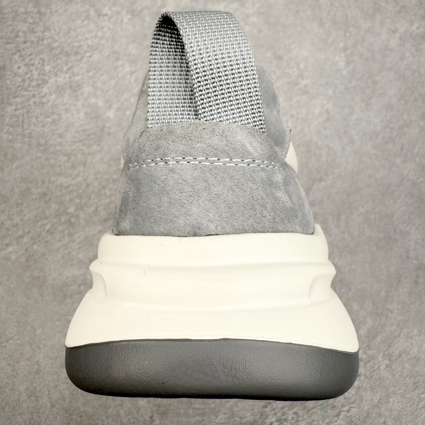 图片[8]-ECCO爱步男鞋 百搭休闲老爹鞋 柔酷8号系列运动鞋 经典和现代工艺品质融合 精选小牛皮面料 舒适柔软细腻 版型楦型上脚非常到位 四季热销款 独有鞋型设计 特有LOGO鞋边走字 新颖时尚有型 北欧风格 舒适休闲 超弹性 耐磨减震 PU+TPU按摩大底 经典潮流 随意搭配！舒适度极高 匠心工艺！尺码：38 39 40 41 42 43 44 （皮鞋码）-选品中心