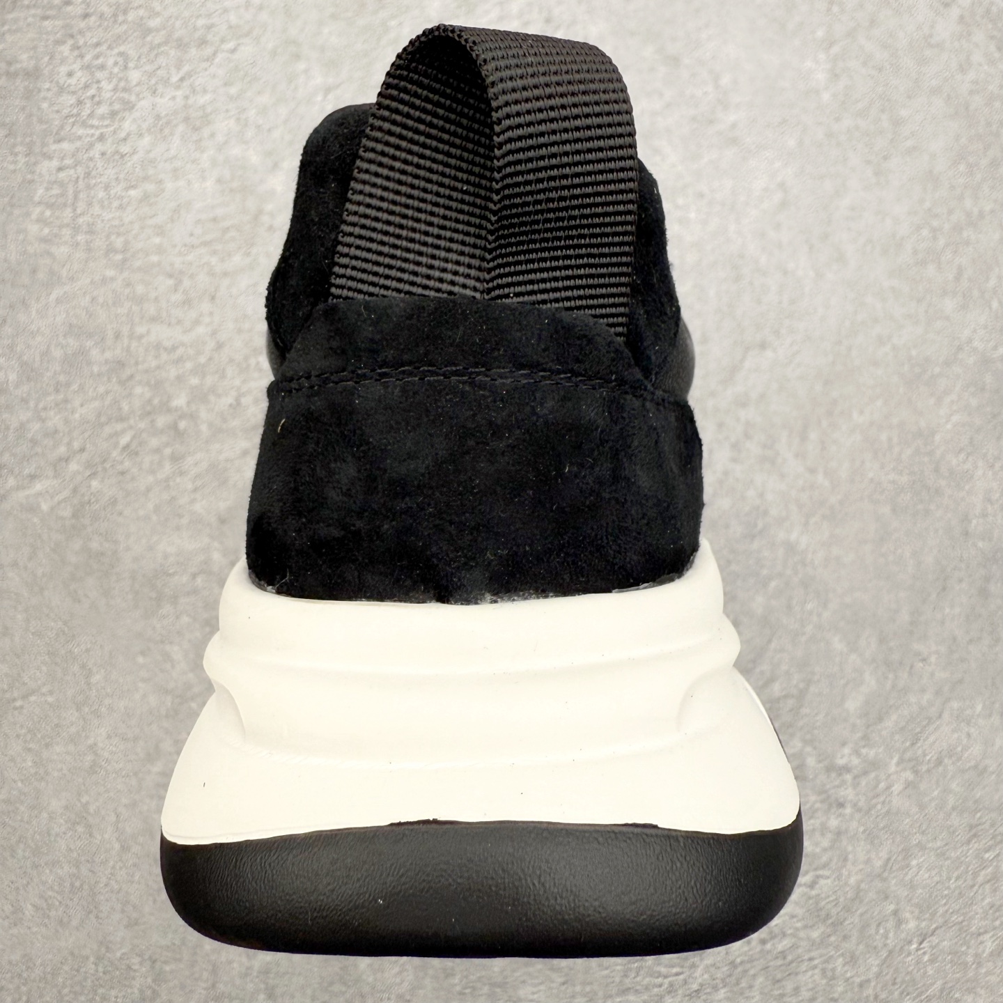 图片[8]-ECCO爱步男鞋 百搭休闲老爹鞋 柔酷8号系列运动鞋 经典和现代工艺品质融合 精选小牛皮面料 舒适柔软细腻 版型楦型上脚非常到位 四季热销款 独有鞋型设计 特有LOGO鞋边走字 新颖时尚有型 北欧风格 舒适休闲 超弹性 耐磨减震 PU+TPU按摩大底 经典潮流 随意搭配！舒适度极高 匠心工艺！尺码：38 39 40 41 42 43 44 （皮鞋码）-选品中心