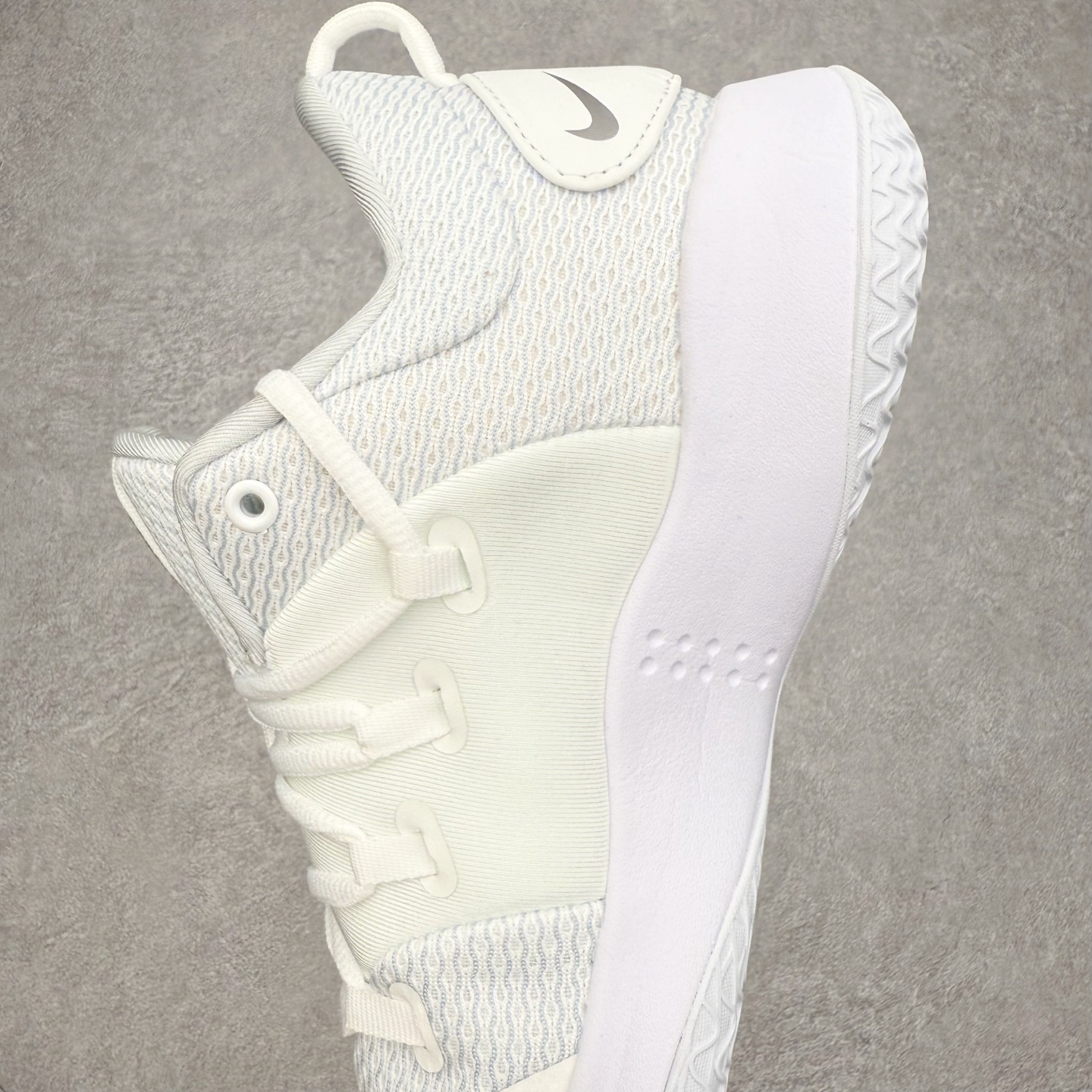 图片[7]-NK Hyperdunk X low TB HD2018 实战篮球鞋 实拍调校N版已经零色差零失真 百分百还原实物色彩所见即所得 不存在货不对板色差等低级问题 选购参考实物拍摄 不混卖不参货 只用心做好货严格选品 承诺混一赔十 尺码：36 36.5 37.5 38 38.5 39 40 40.5 41 42 42.5 43 44 44.5 45 46-选品中心