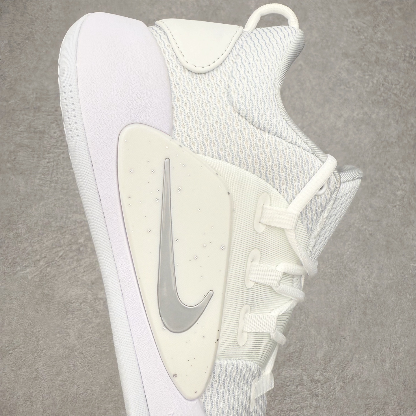 图片[6]-NK Hyperdunk X low TB HD2018 实战篮球鞋 实拍调校N版已经零色差零失真 百分百还原实物色彩所见即所得 不存在货不对板色差等低级问题 选购参考实物拍摄 不混卖不参货 只用心做好货严格选品 承诺混一赔十 尺码：36 36.5 37.5 38 38.5 39 40 40.5 41 42 42.5 43 44 44.5 45 46-选品中心