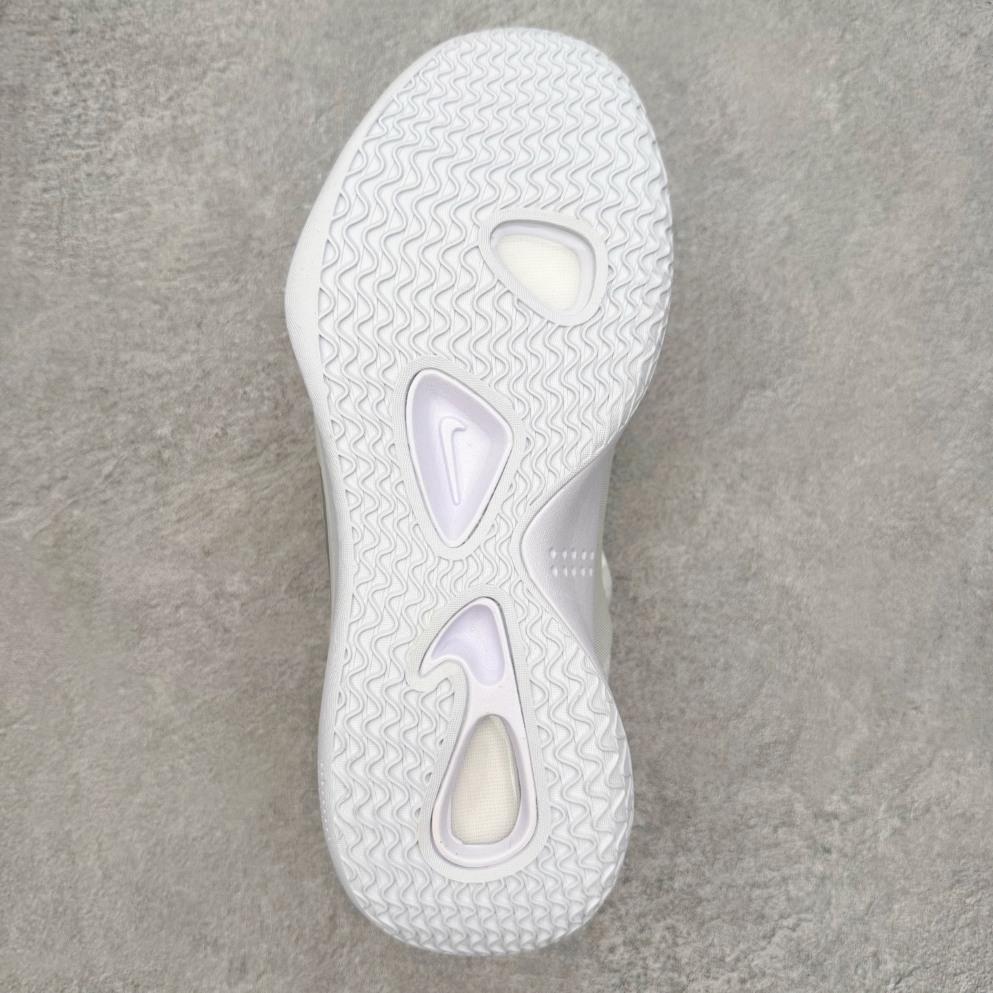 图片[9]-NK Hyperdunk X low TB HD2018 实战篮球鞋 实拍调校N版已经零色差零失真 百分百还原实物色彩所见即所得 不存在货不对板色差等低级问题 选购参考实物拍摄 不混卖不参货 只用心做好货严格选品 承诺混一赔十 尺码：36 36.5 37.5 38 38.5 39 40 40.5 41 42 42.5 43 44 44.5 45 46-选品中心