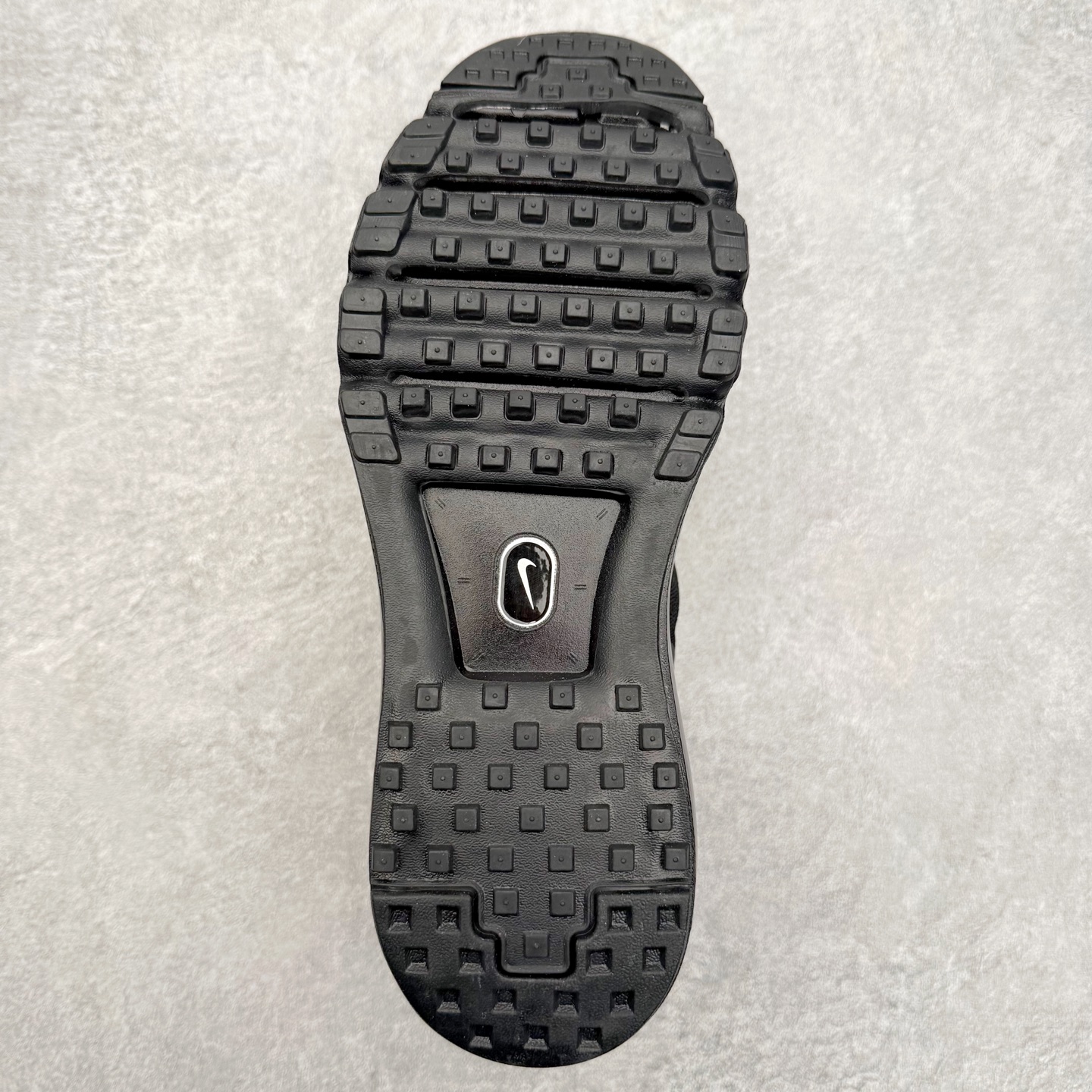 图片[9]-＃TG纯原 NK Air Max 2016 网面全掌气垫休闲运动百搭慢跑鞋 806771-009 原档案数据开发纸版楦型#原厂欧索莱海绵去味鞋垫#超轻薄EVA拉帮中底材质#正确原厂钢印#全掌真Air缓震气垫大底❗实拍调校N版已经零色差零失真 百分百还原实物色彩所见即所得 不存在货不对板色差等低级问题 选购参考实物拍摄 不混卖不参货 只用心做好货严格选品 承诺混一赔十 尺码：36 36.5 37.5 38 38.5 39 40 40.5 41 42 42.5 43 44 44.5 45-选品中心