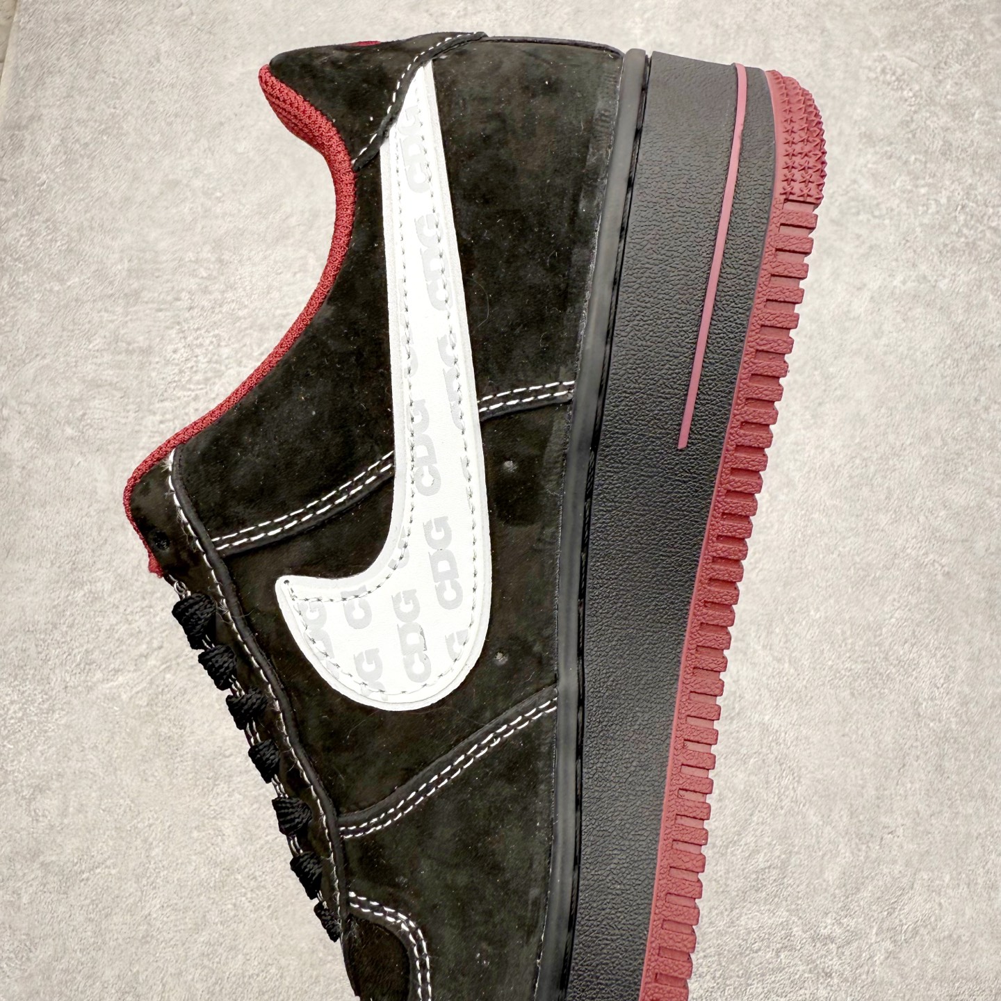 图片[7]-NK Air Force 1´07 Low 空军一号低帮百搭休闲运动板鞋 XZ6188-117 柔软、弹性十足的缓震性能和出色的中底设计 横跨复古与现代的外型结合 造就出风靡全球 三十多年的Force 1 直到今天还深受青睐 实拍调校N版已经零色差零失真 百分百还原实物色彩所见即所得 不存在货不对板色差等低级问题 选购参考实物拍摄 不混卖不参货 只用心做好货严格选品 承诺混一赔十 尺码：36 36.5 37.5 38 38.5 39 40 40.5 41 42 42.5 43 44 44.5 45-选品中心