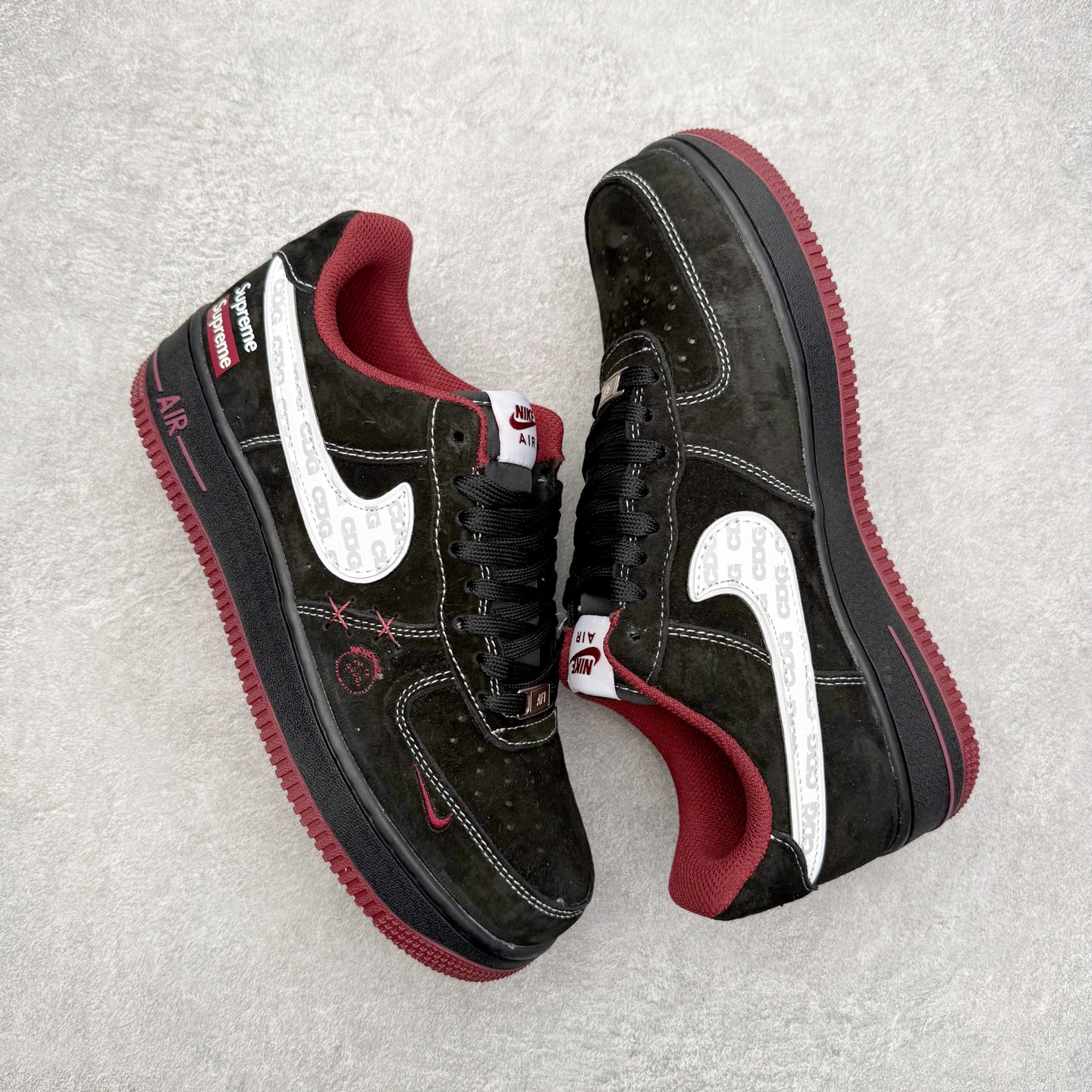 图片[3]-NK Air Force 1´07 Low 空军一号低帮百搭休闲运动板鞋 XZ6188-117 柔软、弹性十足的缓震性能和出色的中底设计 横跨复古与现代的外型结合 造就出风靡全球 三十多年的Force 1 直到今天还深受青睐 实拍调校N版已经零色差零失真 百分百还原实物色彩所见即所得 不存在货不对板色差等低级问题 选购参考实物拍摄 不混卖不参货 只用心做好货严格选品 承诺混一赔十 尺码：36 36.5 37.5 38 38.5 39 40 40.5 41 42 42.5 43 44 44.5 45-选品中心