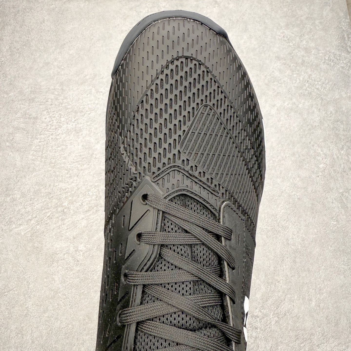 图片[4]-YONEX尤尼克斯 AD ACCEL 舒适柔软 减震透气包裹性支撑平衡抗冲击轻便 低帮 网球鞋 男女同款 尤尼克斯（YONEX）成立时间1946年，总部地点是日本东京，是世界著名的羽毛球品牌。为了尽量满足不同使用需求，尤尼克斯研发了大量的型号的羽毛球用品。作为世界知名的羽拍专业制造商，尤尼克斯完全体现日本工艺的精益求精，羽拍牢牢占据世界第一的地位，同时网球拍也得到许多知名球星的喜爱。实拍调校N版已经零色差零失真 百分百还原实物色彩所见即所得 不存在货不对板色差等低级问题 选购参考实物拍摄 不混卖不参货 只用心做好货严格选品 承诺混一赔十 尺码：36 36.5 37.5 38 38.5 39 40 40.5 41 42 42.5 43 44 44.5 45-选品中心