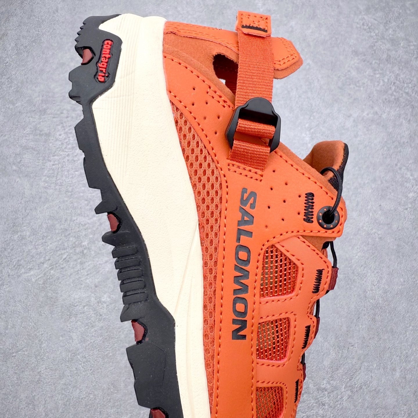 图片[6]-SALOMON萨洛蒙 Techamphibian 5 圆头舒适 透气速干抓地溯溪鞋 男女同款 SALOMON诞生于1947年的法国阿尔卑斯山区，全球知名的户外运动品牌。一直致力于推动滑雪、越野跑等山地运动的发展及产品的进步。其产品设计致力于追求创新和发掘产品的性能极限，帮助喜欢自由的人在山地间不断挑战自我。实拍调校N版已经零色差零失真 百分百还原实物色彩所见即所得 不存在货不对板色差等低级问题 选购参考实物拍摄 不混卖不参货 只用心做好货严格选品 承诺混一赔十 尺码：36 36.5 37.5 38 38.5 39 40 40.5 41 42 42.5 43 44 44.5 45-选品中心