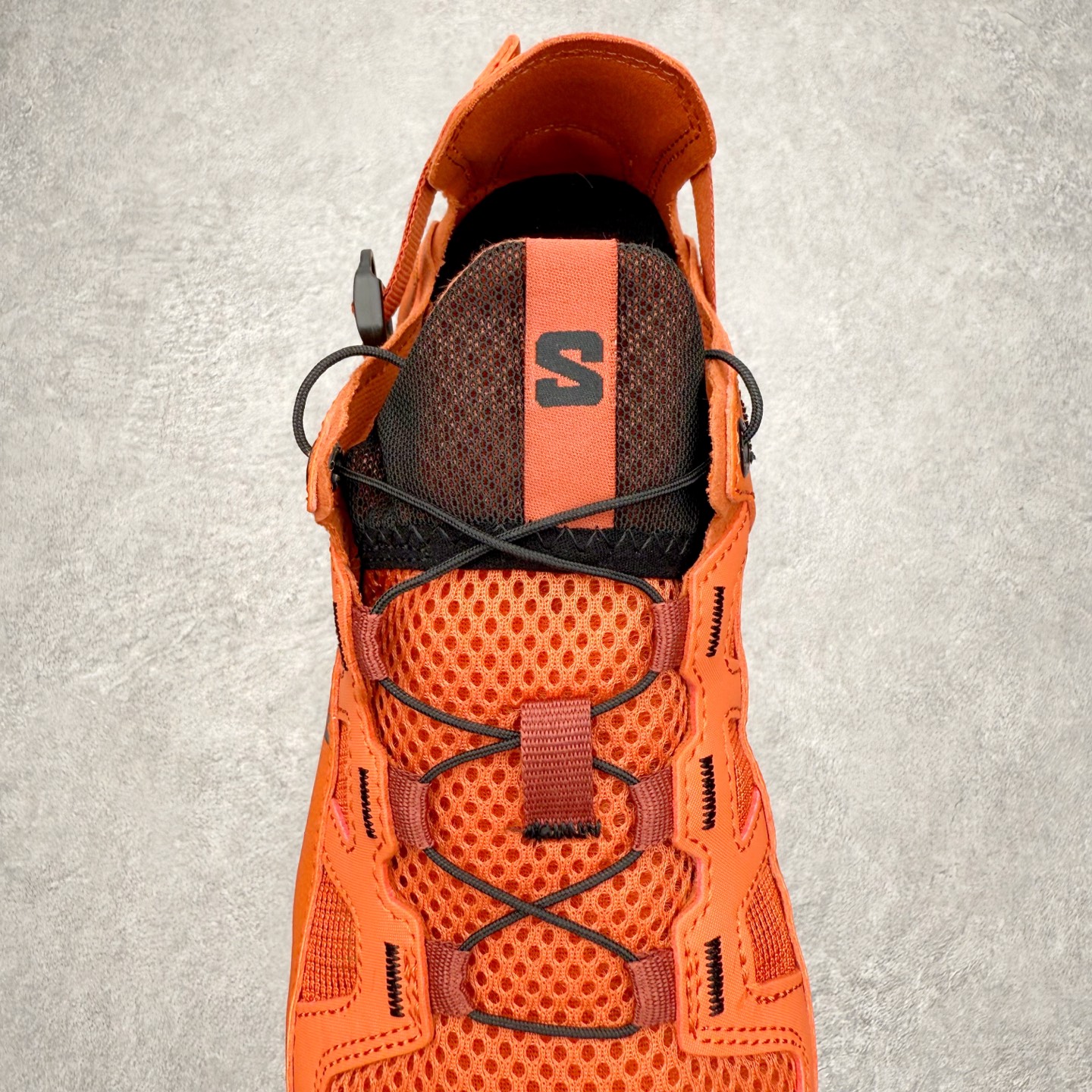 图片[5]-SALOMON萨洛蒙 Techamphibian 5 圆头舒适 透气速干抓地溯溪鞋 男女同款 SALOMON诞生于1947年的法国阿尔卑斯山区，全球知名的户外运动品牌。一直致力于推动滑雪、越野跑等山地运动的发展及产品的进步。其产品设计致力于追求创新和发掘产品的性能极限，帮助喜欢自由的人在山地间不断挑战自我。实拍调校N版已经零色差零失真 百分百还原实物色彩所见即所得 不存在货不对板色差等低级问题 选购参考实物拍摄 不混卖不参货 只用心做好货严格选品 承诺混一赔十 尺码：36 36.5 37.5 38 38.5 39 40 40.5 41 42 42.5 43 44 44.5 45-选品中心