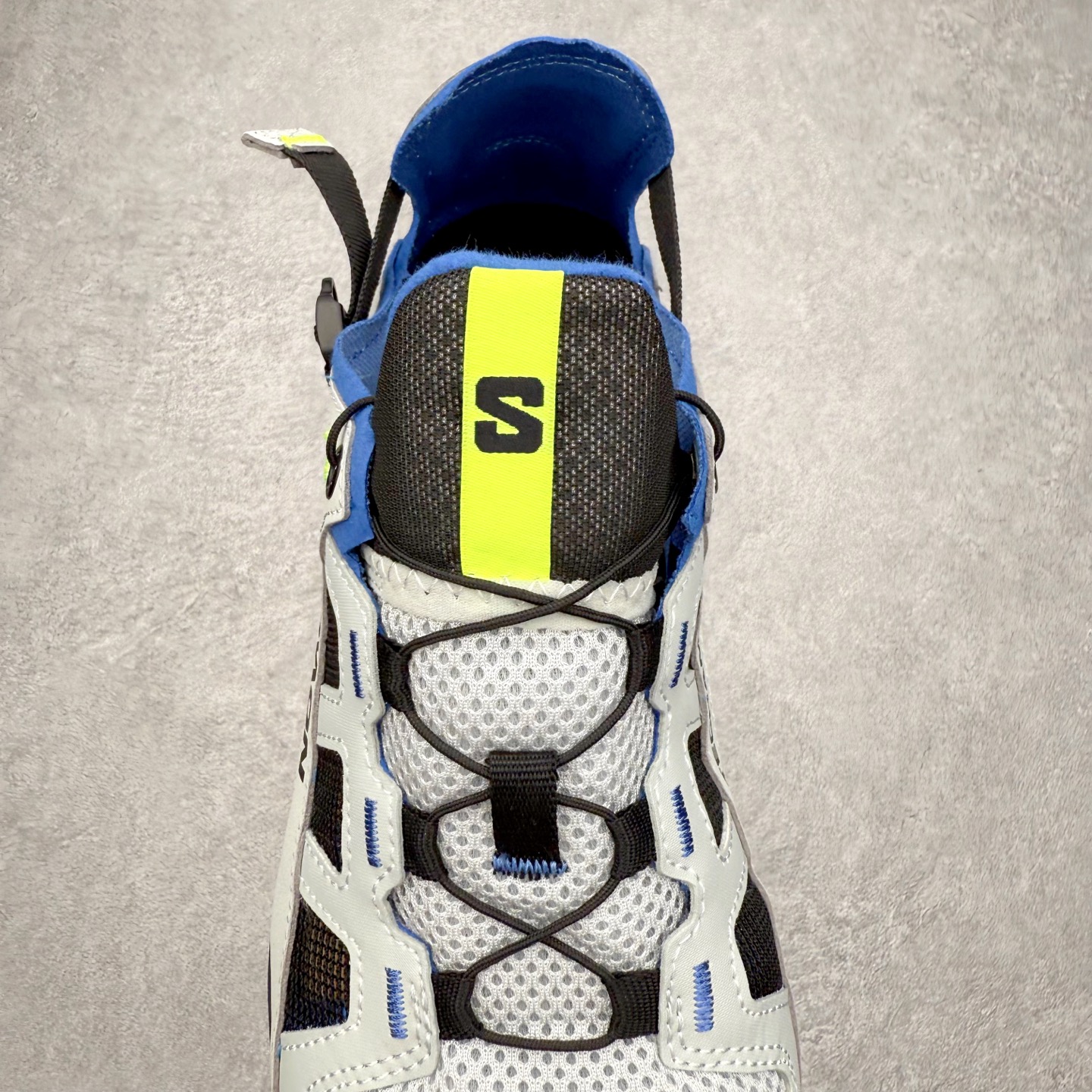 图片[5]-SALOMON萨洛蒙 Techamphibian 5 圆头舒适 透气速干抓地溯溪鞋 男女同款 SALOMON诞生于1947年的法国阿尔卑斯山区，全球知名的户外运动品牌。一直致力于推动滑雪、越野跑等山地运动的发展及产品的进步。其产品设计致力于追求创新和发掘产品的性能极限，帮助喜欢自由的人在山地间不断挑战自我。实拍调校N版已经零色差零失真 百分百还原实物色彩所见即所得 不存在货不对板色差等低级问题 选购参考实物拍摄 不混卖不参货 只用心做好货严格选品 承诺混一赔十 尺码：36 36.5 37.5 38 38.5 39 40 40.5 41 42 42.5 43 44 44.5 45-选品中心