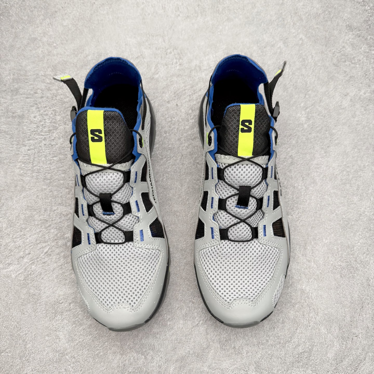 图片[2]-SALOMON萨洛蒙 Techamphibian 5 圆头舒适 透气速干抓地溯溪鞋 男女同款 SALOMON诞生于1947年的法国阿尔卑斯山区，全球知名的户外运动品牌。一直致力于推动滑雪、越野跑等山地运动的发展及产品的进步。其产品设计致力于追求创新和发掘产品的性能极限，帮助喜欢自由的人在山地间不断挑战自我。实拍调校N版已经零色差零失真 百分百还原实物色彩所见即所得 不存在货不对板色差等低级问题 选购参考实物拍摄 不混卖不参货 只用心做好货严格选品 承诺混一赔十 尺码：36 36.5 37.5 38 38.5 39 40 40.5 41 42 42.5 43 44 44.5 45-选品中心