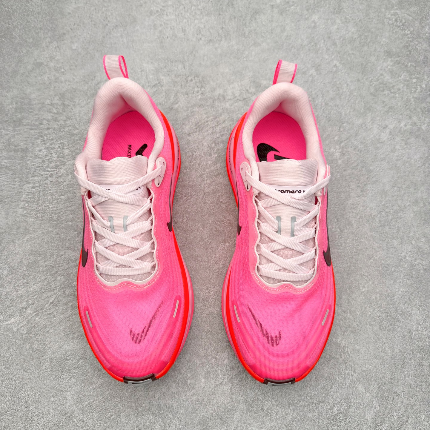 图片[2]-NK Vomero Plus 时尚舒适 网布防滑耐磨 低帮跑步鞋 实拍调校N版已经零色差零失真 百分百还原实物色彩所见即所得 不存在货不对板色差等低级问题 选购参考实物拍摄 不混卖不参货 只用心做好货严格选品 承诺混一赔十 尺码：36 36.5 37.5 38 38.5 39 40 40.5 41 42 42.5 43 44 44.5 45-选品中心