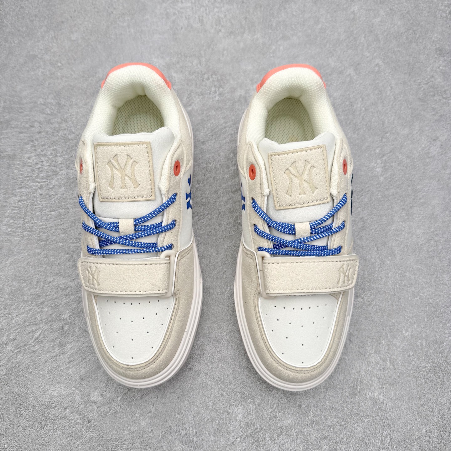 图片[2]-MLB Chunky Liner Basic 复古印花学长鞋系列低帮轻量增高厚底百搭休闲运动慢跑鞋板鞋 Korea韩国联名NY美国榄球纽约洋基队限定 韩国代购专供 全套原楦原纸板原厂数据开发 正确中底拉帮中底网布细节 平台代购专供 左脚内置芯片 韩国代购吊牌标贴 独家一比一RB+MD组合大底 高频后跟小人Logo精准对位立体饱满 正确网布加超迁鞋面 转印中底走线紧密 转印Logo工艺表层防刮不掉色 尺码：35 36 36.5 37.5 38 38.5 39 40 40.5 41 42 42.5 43 44 45-选品中心