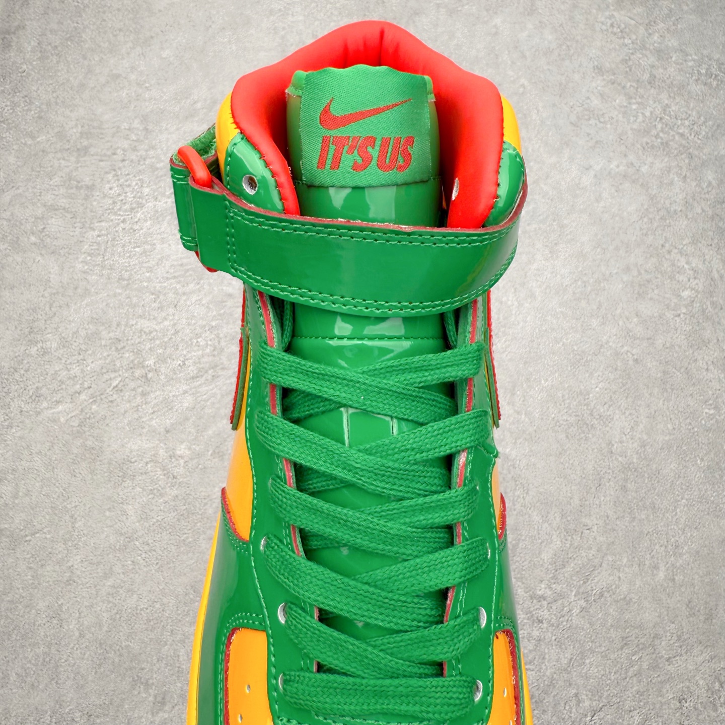 图片[5]-NK Air Force 1´07 Mid 空军一号中帮百搭休闲运动板鞋 IH4383-001 柔软、弹性十足的缓震性能和出色的中底设计 横跨复古与现代的外型结合 造就出风靡全球 三十多年的Force 1 直到今天还深受青睐 实拍调校N版已经零色差零失真 百分百还原实物色彩所见即所得 不存在货不对板色差等低级问题 选购参考实物拍摄 不混卖不参货 只用心做好货严格选品 承诺混一赔十 尺码：36 36.5 37.5 38 38.5 39 40 40.5 41 42 42.5 43 44 44.5 45-选品中心