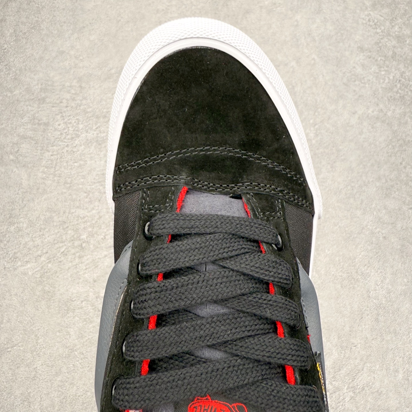 图片[4]-Vans Knu Skool Cordura 黑红 官方新款 复古休闲胖胖面包鞋 肥胖版大LOGO原版全皮猪八面料 货号：VN000D22DE2 尺码：35 36 36.5 37 38 38.5 39 40 40.5 41 42 42.5 43 44 工艺：硫化1：1（重量1：1、真标、原钢印、材质标、鞋型标、合格证）-选品中心