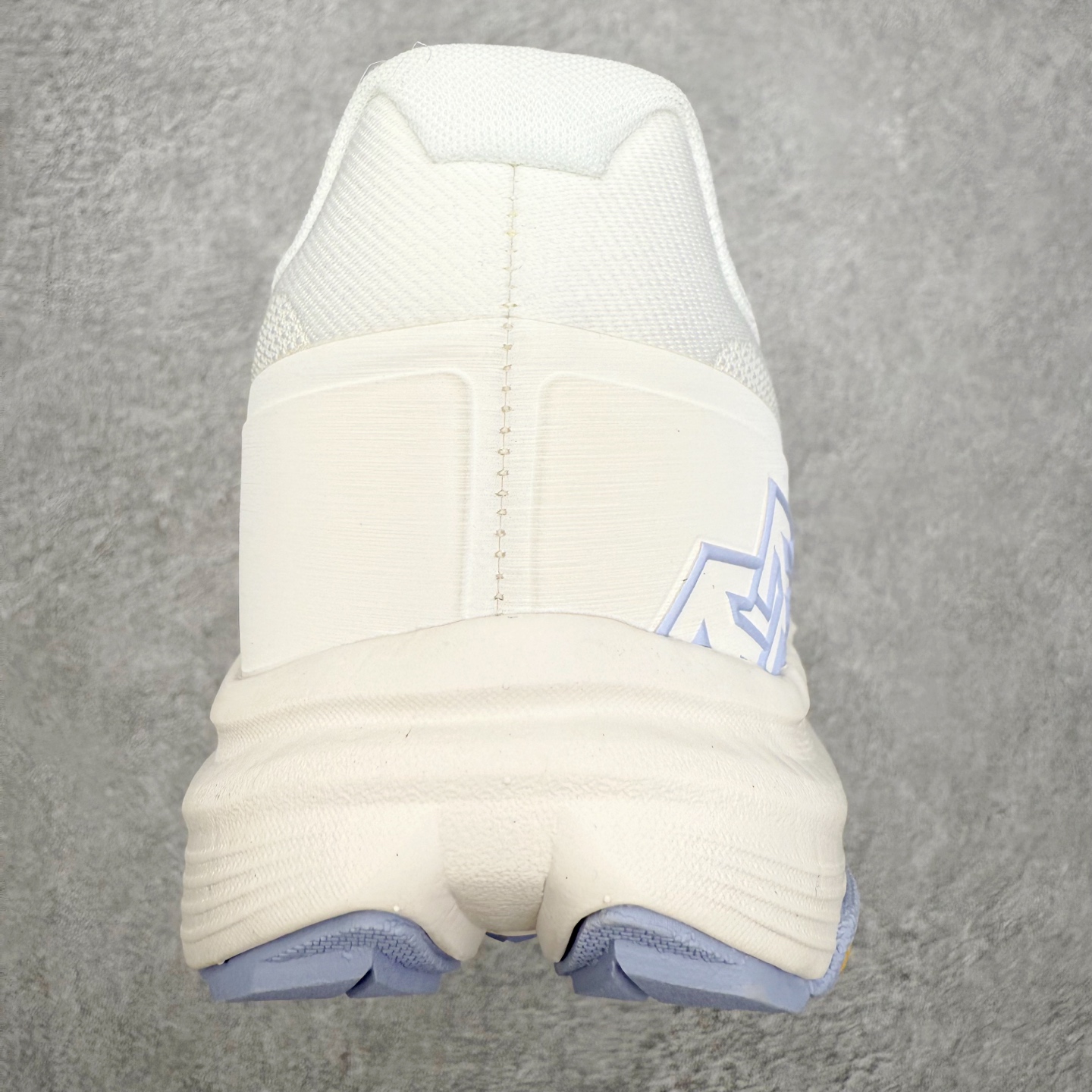 图片[8]-可隆KOLON SPORT 抓地V底巴斯夫轻盈KRUST越野跑鞋 户外功能鞋 男女同款 KOLON SPORT 可隆1973年诞生，并首次推出登山装备。自创立起，KOLON SPORT就把绿色定为基本色调，以常青树为品牌标志，坚持以关爱自然为己任，积极探求自然界的舒适，并以此应用于新产品的开发与研究。40多年来，历经不断革新，成就高端专业户外品牌。实拍调校N版已经零色差零失真 百分百还原实物色彩所见即所得 不存在货不对板色差等低级问题 选购参考实物拍摄 不混卖不参货 只用心做好货严格选品 承诺混一赔十 尺码：36 36.5 37.5 38 38.5 39 40 40.5 41 42 42.5 43 44 44.5 45-选品中心