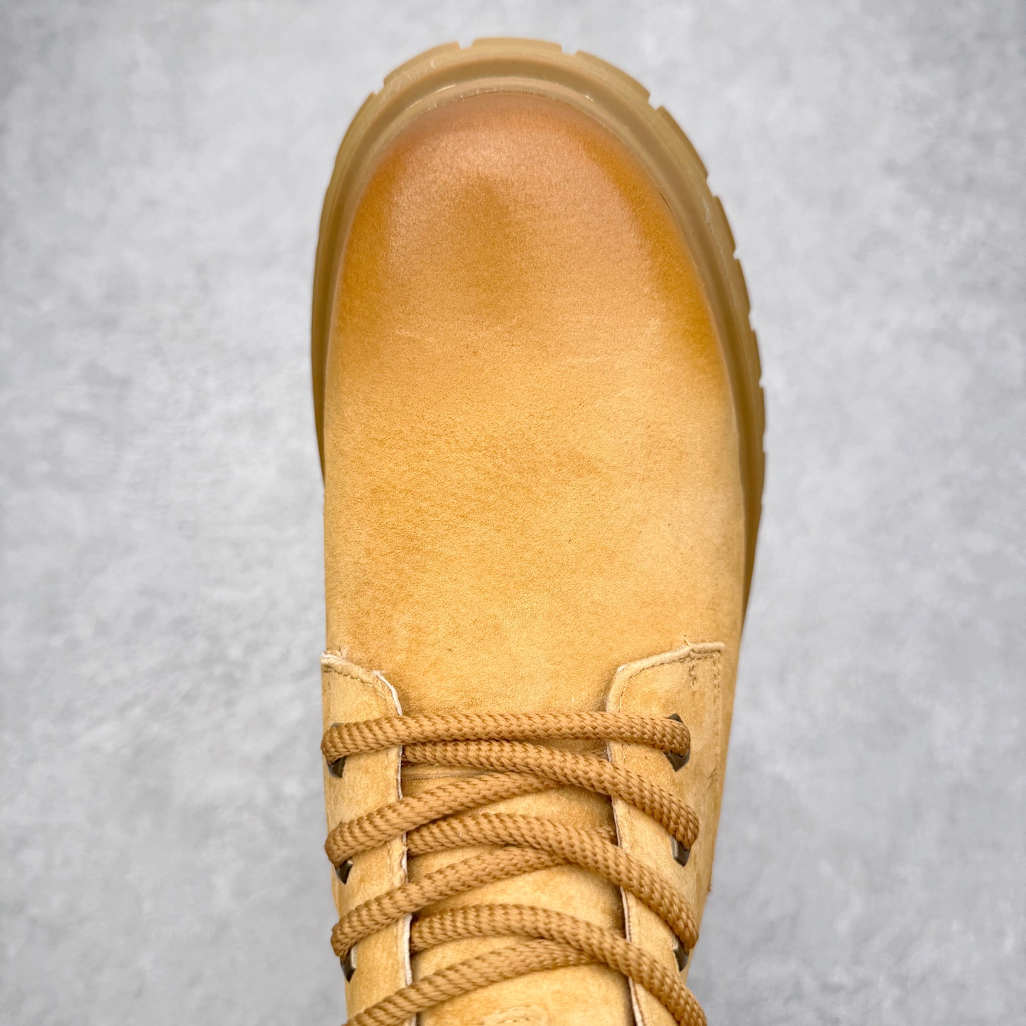 图片[4]-Timberland添柏岚/天伯伦 秋冬新品 秋冬必备户外休闲大黄靴系列#广东大厂品质 原盒原包装 时尚潮流搭配 面料采用意大利🇮🇹顶级磨砂细纹牛皮 轻质大底 搭配防臭防腐真皮乳胶鞋垫 大底到五金都是代工厂原材料制作 同原版固特异永不开胶工艺 好货不杀猪 首单质量严格把控 全网独家首发 品质毋庸置疑 全套官网统一包装 给您完美的穿着体验 质量考究耐穿 型男必备 专治不帅 高品质脚感一流 今年冬季防寒户外专用 日常随意搭配 尺码：38-44（皮鞋码）-选品中心