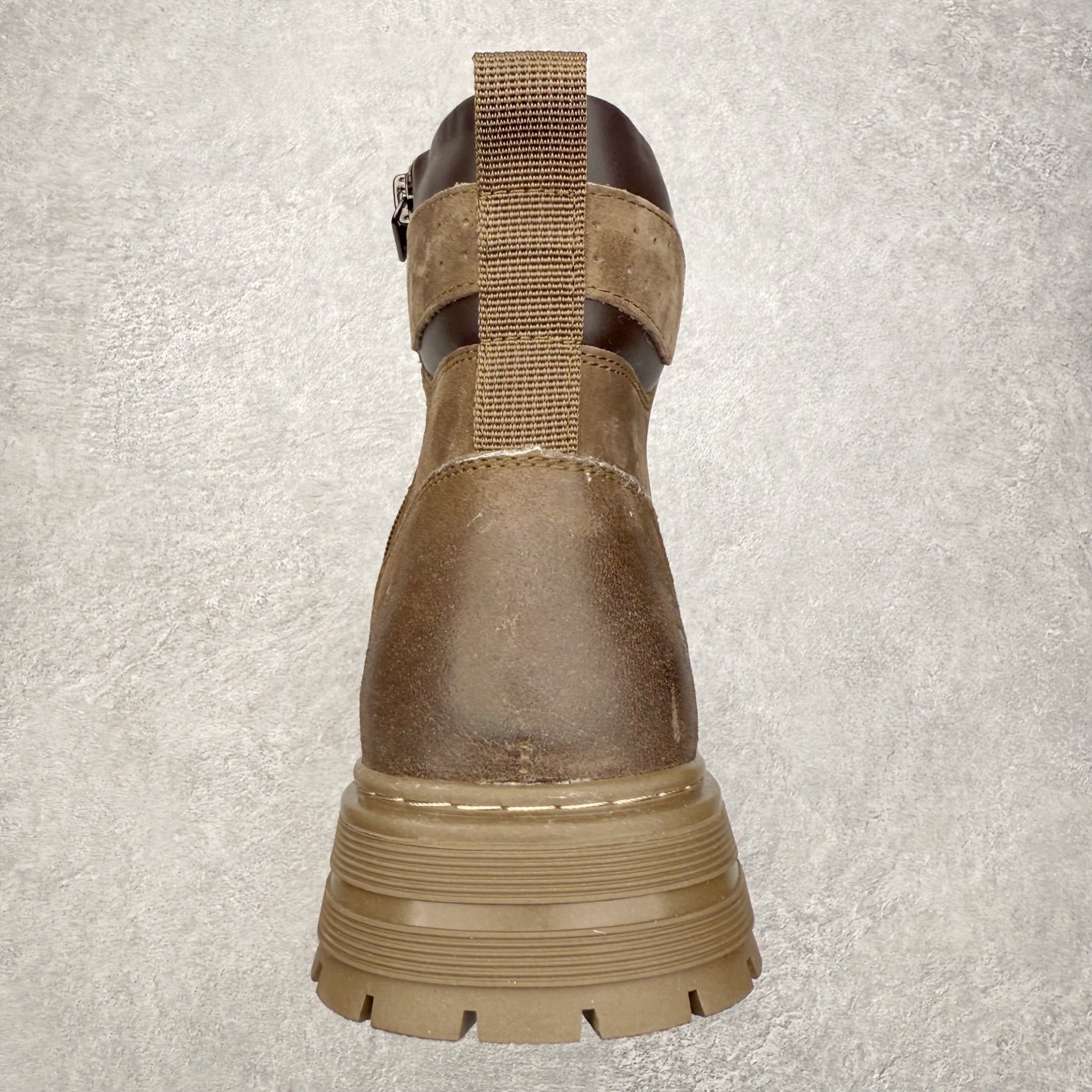 图片[8]-Timberland添柏岚/天伯伦 秋冬新品 秋冬必备户外休闲大黄靴系列#广东大厂品质 原盒原包装 时尚潮流搭配 面料采用意大利🇮🇹顶级磨砂细纹牛皮 轻质大底 搭配防臭防腐真皮乳胶鞋垫 大底到五金都是代工厂原材料制作 同原版固特异永不开胶工艺 好货不杀猪 首单质量严格把控 全网独家首发 品质毋庸置疑 全套官网统一包装 给您完美的穿着体验 质量考究耐穿 型男必备 专治不帅 高品质脚感一流 今年冬季防寒户外专用 日常随意搭配 尺码：38-44（皮鞋码）-选品中心