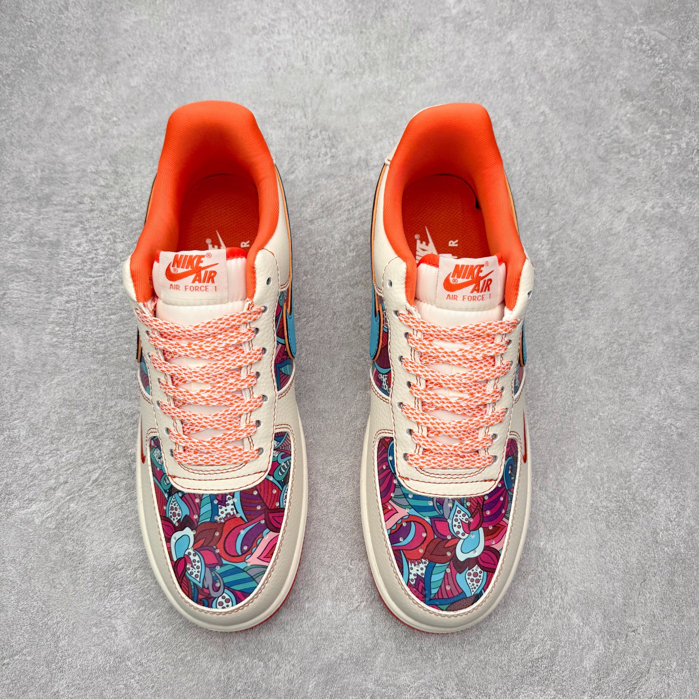 图片[2]-NK Air Force 1´07 Low 空军一号低帮百搭休闲运动板鞋 XL1979-125 柔软、弹性十足的缓震性能和出色的中底设计 横跨复古与现代的外型结合 造就出风靡全球 三十多年的Force 1 直到今天还深受青睐 实拍调校N版已经零色差零失真 百分百还原实物色彩所见即所得 不存在货不对板色差等低级问题 选购参考实物拍摄 不混卖不参货 只用心做好货严格选品 承诺混一赔十 尺码：36 36.5 37.5 38 38.5 39 40 40.5 41 42 42.5 43 44 44.5 45-选品中心