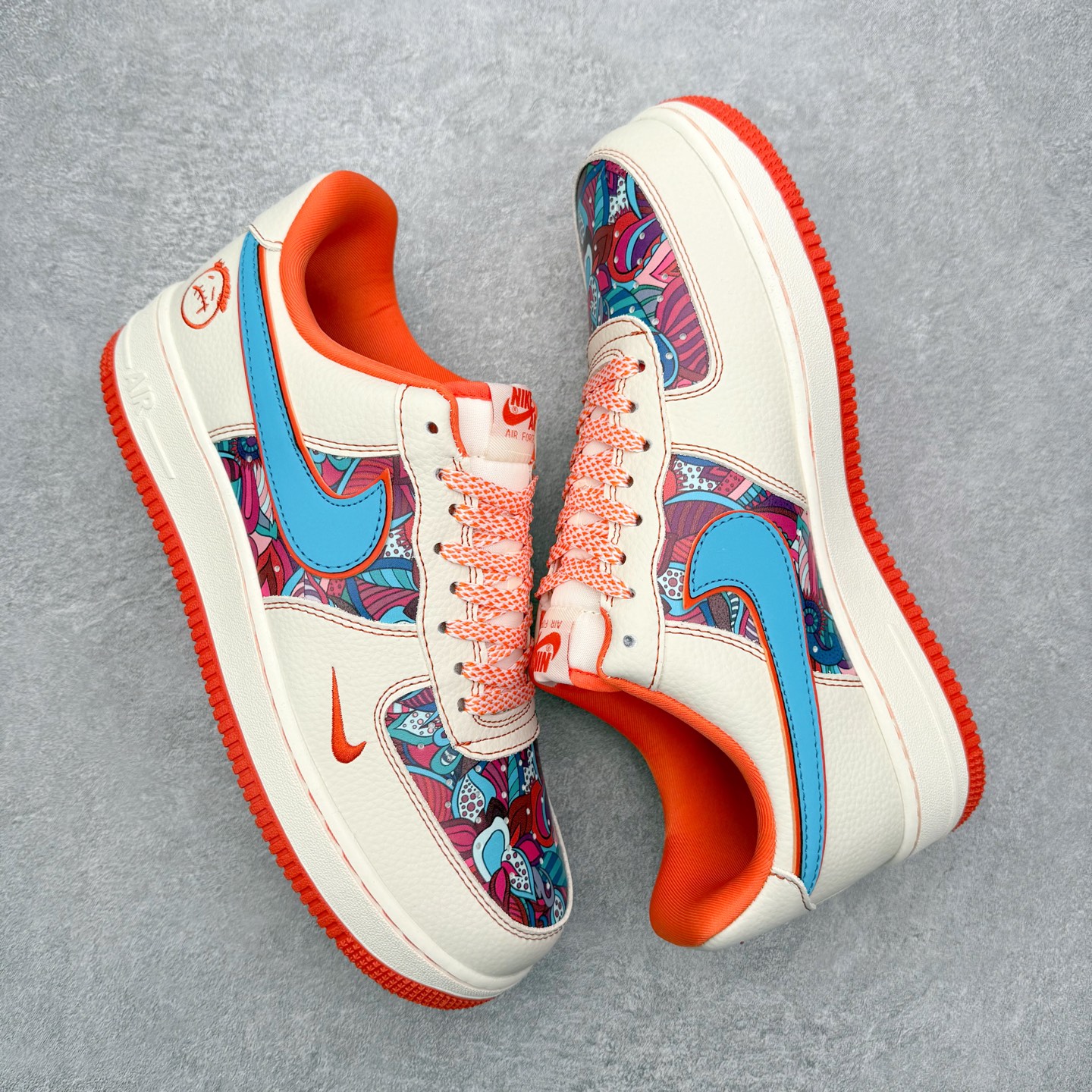 图片[3]-NK Air Force 1´07 Low 空军一号低帮百搭休闲运动板鞋 XL1979-125 柔软、弹性十足的缓震性能和出色的中底设计 横跨复古与现代的外型结合 造就出风靡全球 三十多年的Force 1 直到今天还深受青睐 实拍调校N版已经零色差零失真 百分百还原实物色彩所见即所得 不存在货不对板色差等低级问题 选购参考实物拍摄 不混卖不参货 只用心做好货严格选品 承诺混一赔十 尺码：36 36.5 37.5 38 38.5 39 40 40.5 41 42 42.5 43 44 44.5 45-选品中心