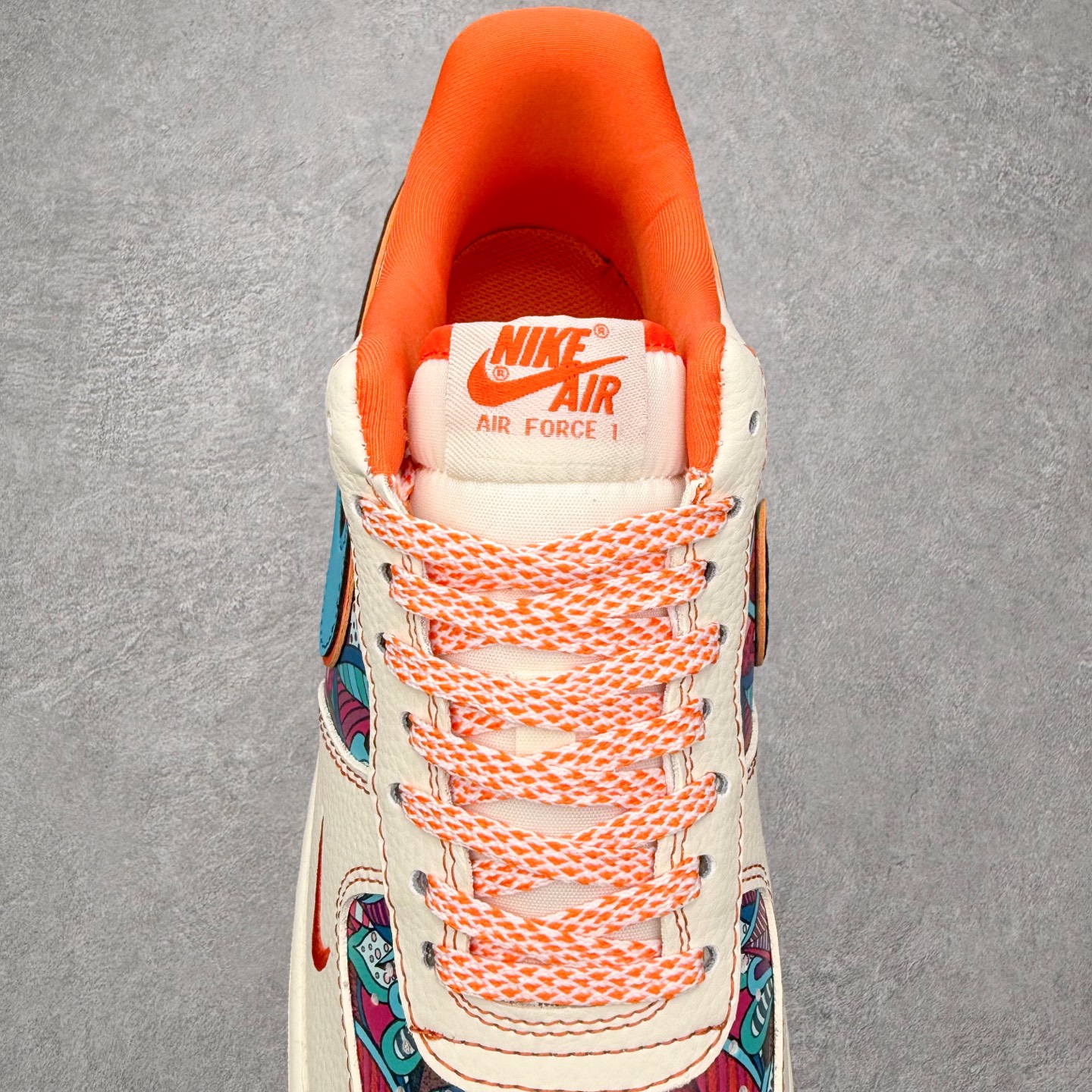 图片[5]-NK Air Force 1´07 Low 空军一号低帮百搭休闲运动板鞋 XL1979-125 柔软、弹性十足的缓震性能和出色的中底设计 横跨复古与现代的外型结合 造就出风靡全球 三十多年的Force 1 直到今天还深受青睐 实拍调校N版已经零色差零失真 百分百还原实物色彩所见即所得 不存在货不对板色差等低级问题 选购参考实物拍摄 不混卖不参货 只用心做好货严格选品 承诺混一赔十 尺码：36 36.5 37.5 38 38.5 39 40 40.5 41 42 42.5 43 44 44.5 45-选品中心