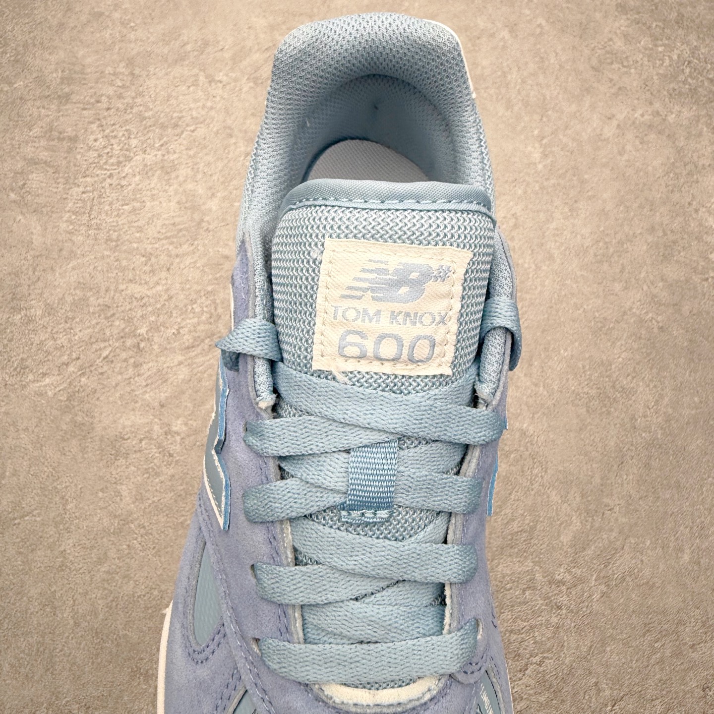 图片[5]-New Balance NB Numeric Tom Knox 600 舒适 低帮 板鞋 男女同款 实拍调校N版已经零色差零失真 百分百还原实物色彩所见即所得 不存在货不对板色差等低级问题 选购参考实物拍摄 不混卖不参货 只用心做好货严格选品 承诺混一赔十 尺码：36 36.5 37.5 38 38.5 39 40 40.5 41 42 42.5 43 44 44.5 45-选品中心