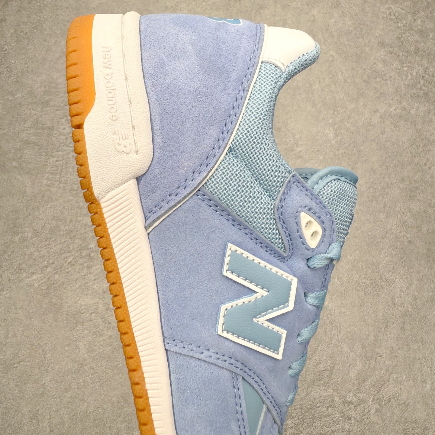 图片[6]-New Balance NB Numeric Tom Knox 600 舒适 低帮 板鞋 男女同款 实拍调校N版已经零色差零失真 百分百还原实物色彩所见即所得 不存在货不对板色差等低级问题 选购参考实物拍摄 不混卖不参货 只用心做好货严格选品 承诺混一赔十 尺码：36 36.5 37.5 38 38.5 39 40 40.5 41 42 42.5 43 44 44.5 45-选品中心