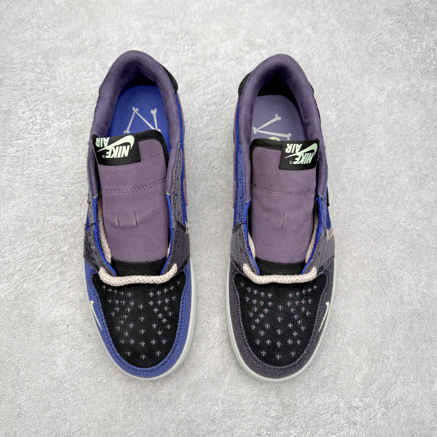 💰240 ＃DT纯原 Air Jordan AJ1 Low 低帮 IH2309-500 终端优势供应 市面中低帮最具代表性版本没有之一 口碑大厂出品 品控大底版型不断改良更新 全套原纸板楦头开发 确保原汁原味 完美呈现版型 完美零毛边处理 原厂内置全掌气垫 价格定位良心 平台专用代工流水线出品 一眼公司既视感 拿到手的一瞬间就与众不同 碾压市面所有版本 全部原鞋开发 每一个配色都会采购原鞋确认细节 打破市面看图做货无好货之说 尺码：35.5 36 36.5 37.5 38 38.5 39 40 40.5 41 42 42.5 43 44 44.5 45 46 编码：by2936090