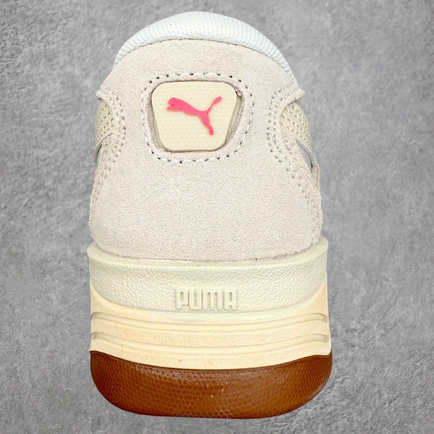 图片[8]-＃福利特价 PUMA 180 Night Rider 彪马 防滑耐磨低帮休闲板鞋 设计灵感源自90及00一代的滑板运动文化 简约又不失设计巧思的帅气风格让它轻松驾驭日常休闲或滑板场合 运动兼具匠心 细节彰显品质 衬垫边缘以提供支撑和灵活性 强化鞋头以承受持续的磨损 耐磨性强 稳定性高 抓地更牢 不易打滑 货号： 394873 尺码： 35 36 36.5 37.5 38 38.5 39 40 40.5 41 42 42.5 43 44 45-选品中心