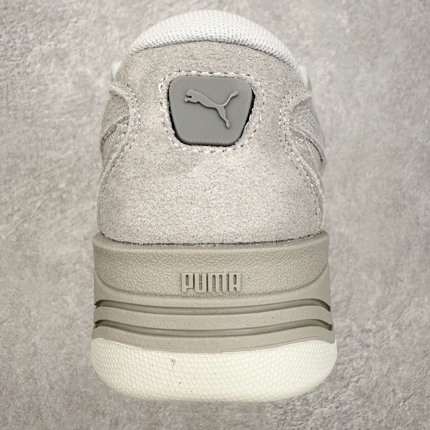 图片[8]-＃福利特价 PUMA 180 Night Rider 彪马 防滑耐磨低帮休闲板鞋 设计灵感源自90及00一代的滑板运动文化 简约又不失设计巧思的帅气风格让它轻松驾驭日常休闲或滑板场合 运动兼具匠心 细节彰显品质 衬垫边缘以提供支撑和灵活性 强化鞋头以承受持续的磨损 耐磨性强 稳定性高 抓地更牢 不易打滑 货号： 394873 尺码： 35 36 36.5 37.5 38 38.5 39 40 40.5 41 42 42.5 43 44 45-选品中心