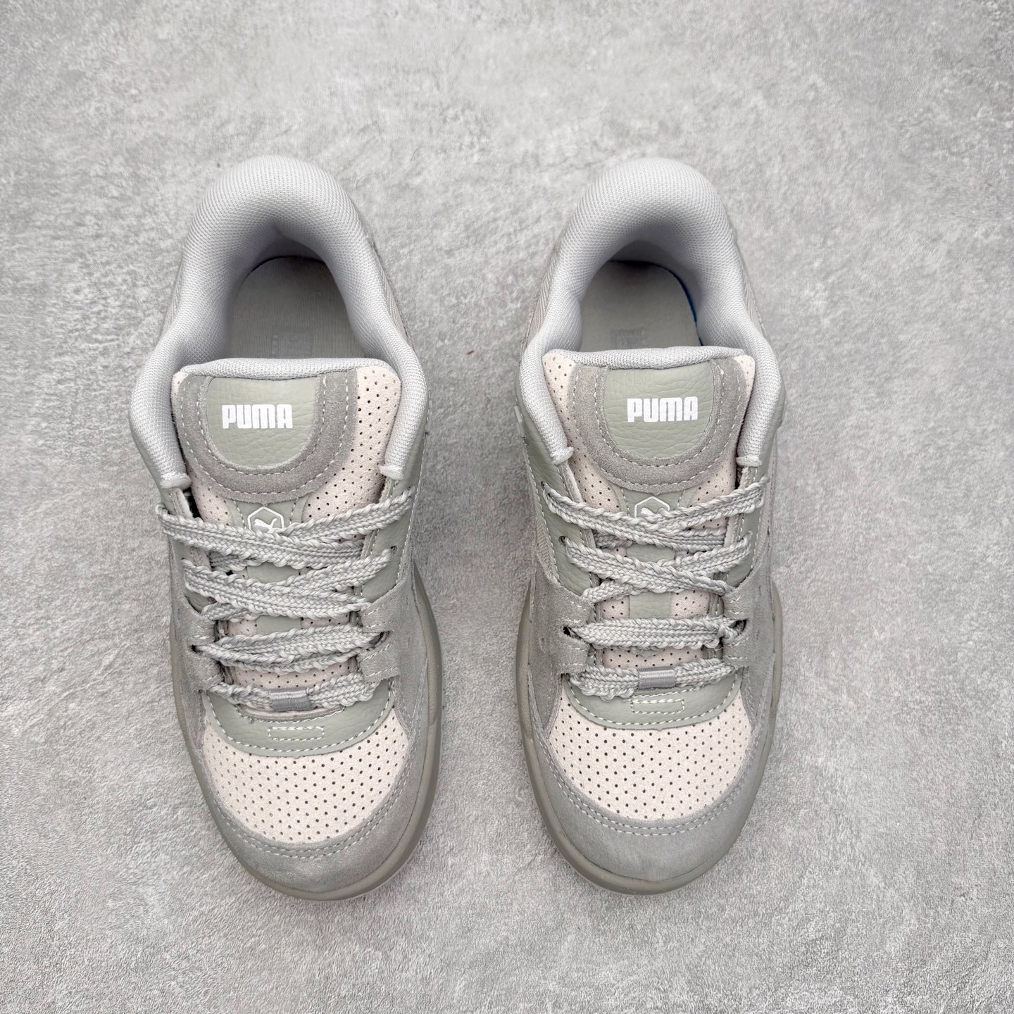 图片[2]-＃福利特价 PUMA 180 Night Rider 彪马 防滑耐磨低帮休闲板鞋 设计灵感源自90及00一代的滑板运动文化 简约又不失设计巧思的帅气风格让它轻松驾驭日常休闲或滑板场合 运动兼具匠心 细节彰显品质 衬垫边缘以提供支撑和灵活性 强化鞋头以承受持续的磨损 耐磨性强 稳定性高 抓地更牢 不易打滑 货号： 394873 尺码： 35 36 36.5 37.5 38 38.5 39 40 40.5 41 42 42.5 43 44 45-选品中心