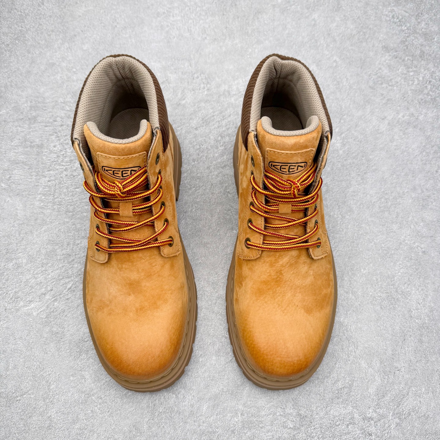 图片[2]-＃福利特价 美国人气户外品牌-科恩Keen Jasper Rocks SP贾斯珀都市户外休闲马丁靴系列25ss秋冬季新款 原楦型开发纸版#采用固色翻毛皮鞋面材质#内嵌高密度EVA发泡缓震脚垫#外置一体式包裹防滑防剐蹭耐磨橡胶大底❗向经典的90年代致敬！ 山系神级鞋履 尺码：38-44-选品中心