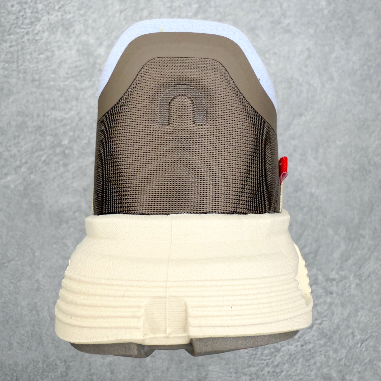 图片[8]-On昂跑 Cloud 6 Coast 潮流舒适 防滑耐磨 低帮 生活休闲鞋 此运动品牌 开创于2010年 缓震着陆、强效回弹、轻柔质感的设计构思始终是ON研制关键 与此同时基于“为全球提供革新性的跑步感受”信念 陆续推出了多款跑鞋及其以专业运动人体跑步工程学为设计关键的功能性跑步服饰设备 让跑者不费力气地畅快畅跑 尺码：36 36.5 37.5 38 38.5 39 40 40.5 41 42 42.5 43 44 44.5 45-选品中心