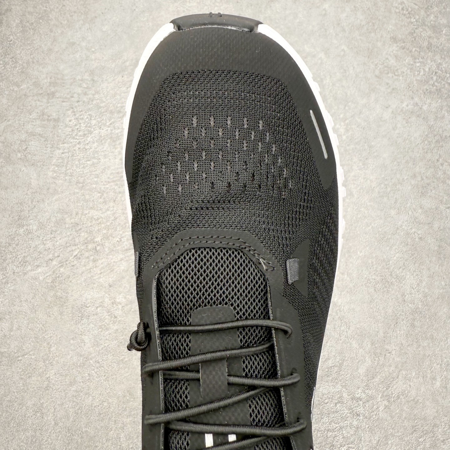 图片[4]-On昂跑 Cloud 6 Coast 潮流舒适 防滑耐磨 低帮 生活休闲鞋 此运动品牌 开创于2010年 缓震着陆、强效回弹、轻柔质感的设计构思始终是ON研制关键 与此同时基于“为全球提供革新性的跑步感受”信念 陆续推出了多款跑鞋及其以专业运动人体跑步工程学为设计关键的功能性跑步服饰设备 让跑者不费力气地畅快畅跑 尺码：36 36.5 37.5 38 38.5 39 40 40.5 41 42 42.5 43 44 44.5 45-选品中心