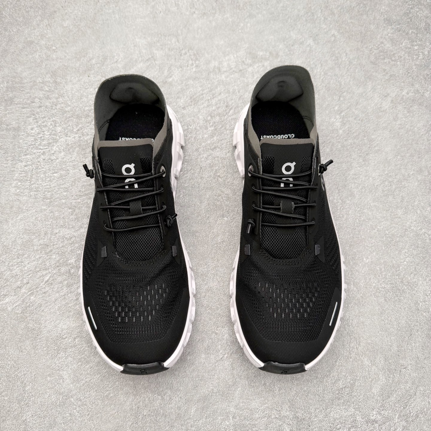 图片[2]-On昂跑 Cloud 6 Coast 潮流舒适 防滑耐磨 低帮 生活休闲鞋 此运动品牌 开创于2010年 缓震着陆、强效回弹、轻柔质感的设计构思始终是ON研制关键 与此同时基于“为全球提供革新性的跑步感受”信念 陆续推出了多款跑鞋及其以专业运动人体跑步工程学为设计关键的功能性跑步服饰设备 让跑者不费力气地畅快畅跑 尺码：36 36.5 37.5 38 38.5 39 40 40.5 41 42 42.5 43 44 44.5 45-选品中心