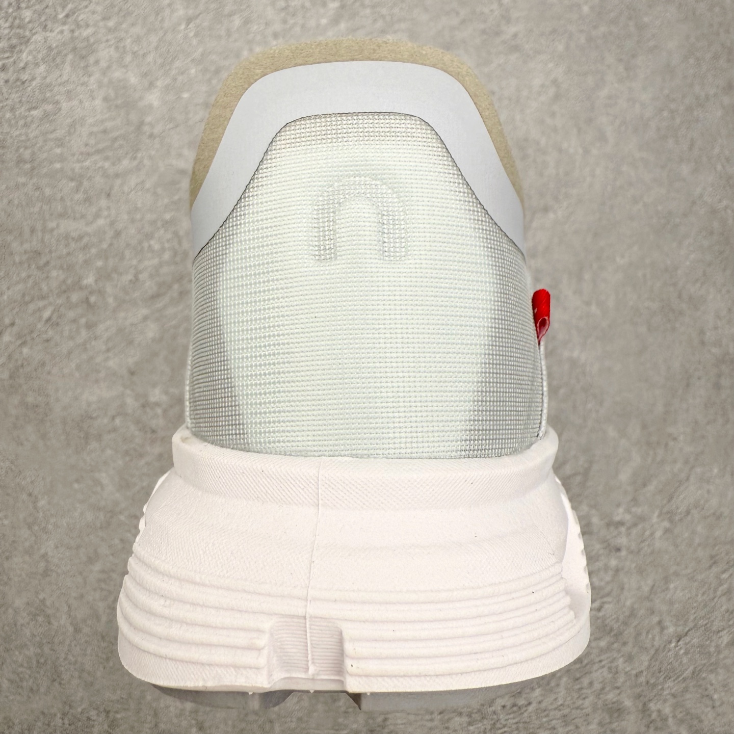 图片[8]-On昂跑 Cloud 6 Coast 潮流舒适 防滑耐磨 低帮 生活休闲鞋 此运动品牌 开创于2010年 缓震着陆、强效回弹、轻柔质感的设计构思始终是ON研制关键 与此同时基于“为全球提供革新性的跑步感受”信念 陆续推出了多款跑鞋及其以专业运动人体跑步工程学为设计关键的功能性跑步服饰设备 让跑者不费力气地畅快畅跑 尺码：36 36.5 37.5 38 38.5 39 40 40.5 41 42 42.5 43 44 44.5 45-选品中心