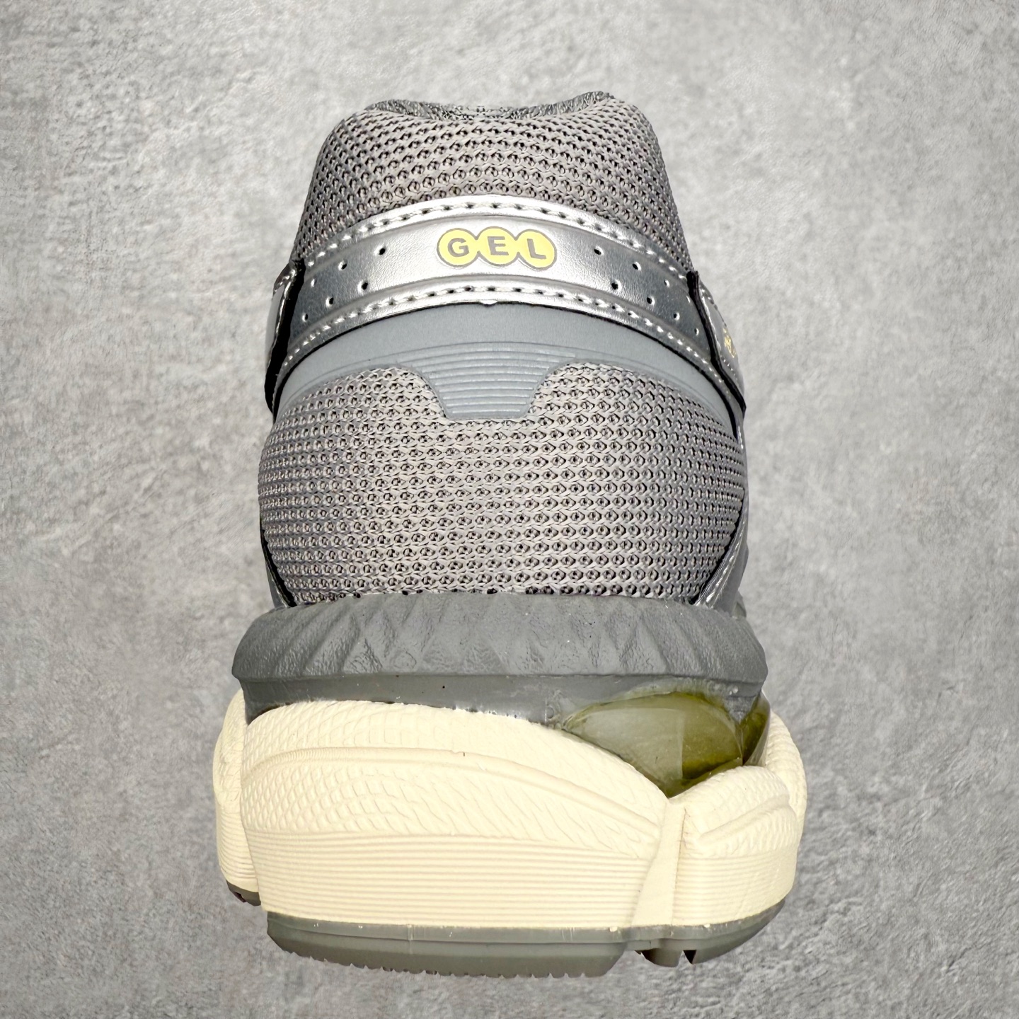 图片[8]-Asics Gel-Cumulus 16 亚瑟士防滑耐磨休闲运动鞋采用双层提花网面设计 提高包裹性和透气性 后跟搭载稳定系统科技T-GEL提升整体支撑力和结构感 减少对身体带来的冲击负荷 创新中底至轻回弹 尺码：36 37 37.5 38 39 39.5 40 40.5 41.5 42 42.5 43.5 44 44.5 45-选品中心