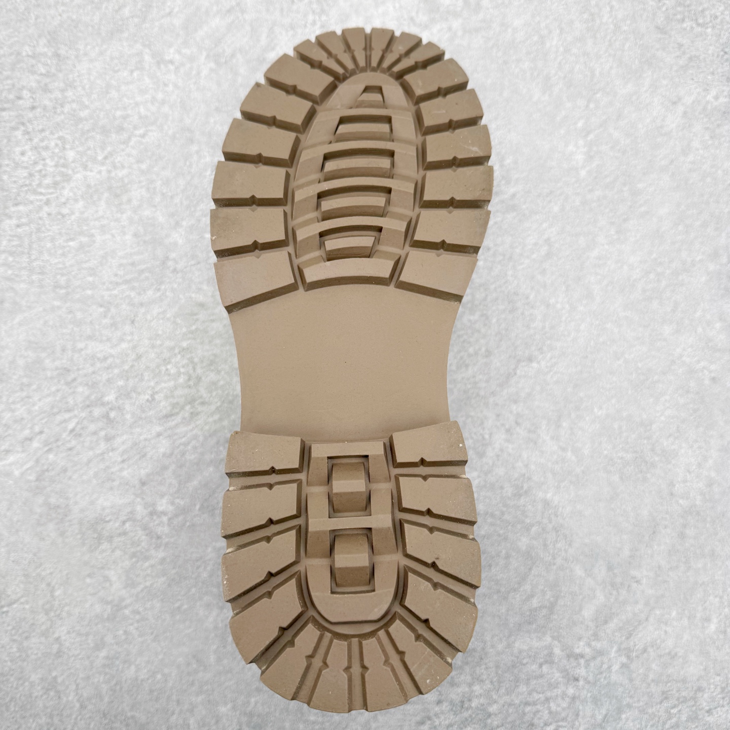 图片[9]-Timberland添柏岚/天伯伦户外中帮休闲大黄靴系列 广东大厂品质 原盒原包装 面料采用意大利🇮🇹顶级磨砂细纹牛皮 搭配防臭防腐真皮乳胶鞋垫 给您完美的穿着体验 质量考究耐穿 型男必备 专治不帅 高品质脚感一流 尺码：38 39 40 41 42 43 44（皮鞋码）-选品中心