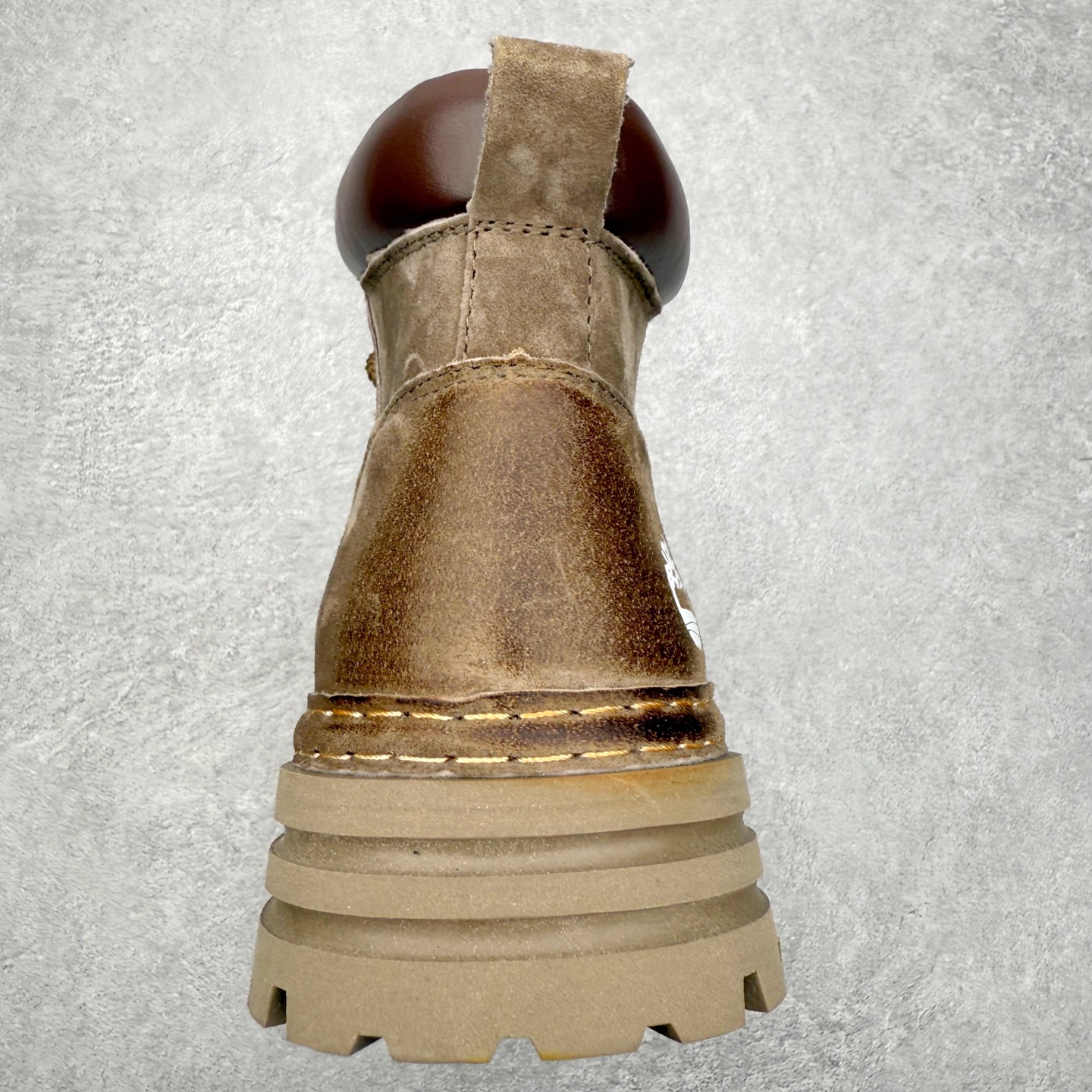 图片[8]-Timberland添柏岚/天伯伦户外中帮休闲大黄靴系列 广东大厂品质 原盒原包装 面料采用意大利🇮🇹顶级磨砂细纹牛皮 搭配防臭防腐真皮乳胶鞋垫 给您完美的穿着体验 质量考究耐穿 型男必备 专治不帅 高品质脚感一流 尺码：38 39 40 41 42 43 44（皮鞋码）-选品中心