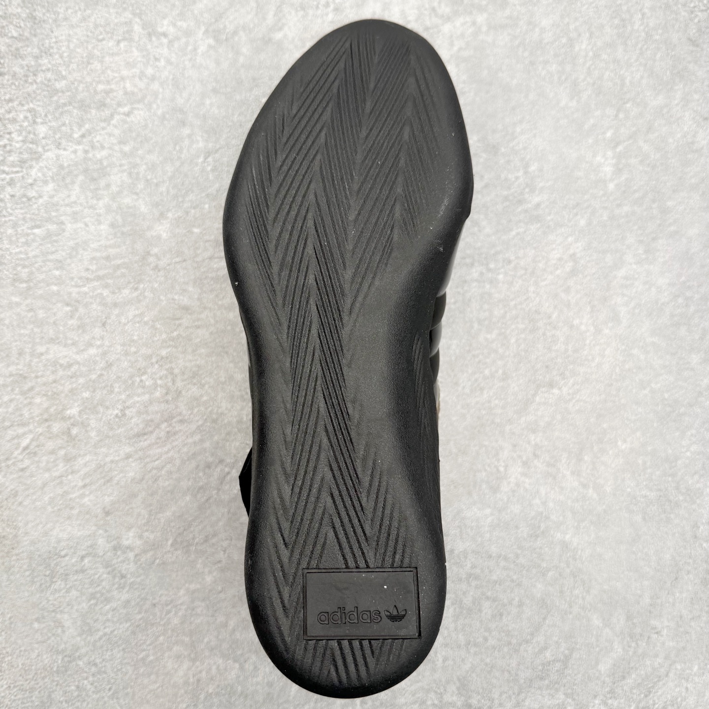 图片[9]-Caroline Hu x Edison Chen x AD Originals Taekwondo 三方联名 舒适耐用生活休闲鞋 实拍调校N版已经零色差零失真 百分百还原实物色彩所见即所得 不存在货不对板色差等低级问题 选购参考实物拍摄 不混卖不参货 只用心做好货严格选品 承诺混一赔十 尺码：36 36.5 37.5 38 38.5 39 40 40.5 41 42 42.5 43 44 44.5 45-选品中心