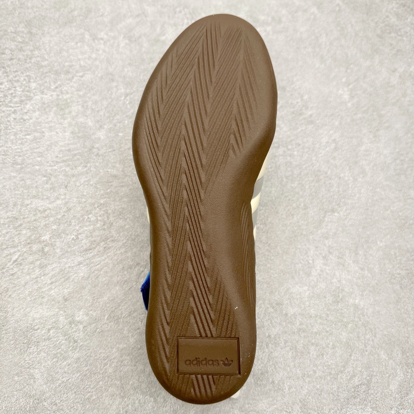 图片[9]-Caroline Hu x Edison Chen x AD Originals Taekwondo 三方联名 舒适耐用生活休闲鞋 实拍调校N版已经零色差零失真 百分百还原实物色彩所见即所得 不存在货不对板色差等低级问题 选购参考实物拍摄 不混卖不参货 只用心做好货严格选品 承诺混一赔十 尺码：36 36.5 37.5 38 38.5 39 40 40.5 41 42 42.5 43 44 44.5 45-选品中心