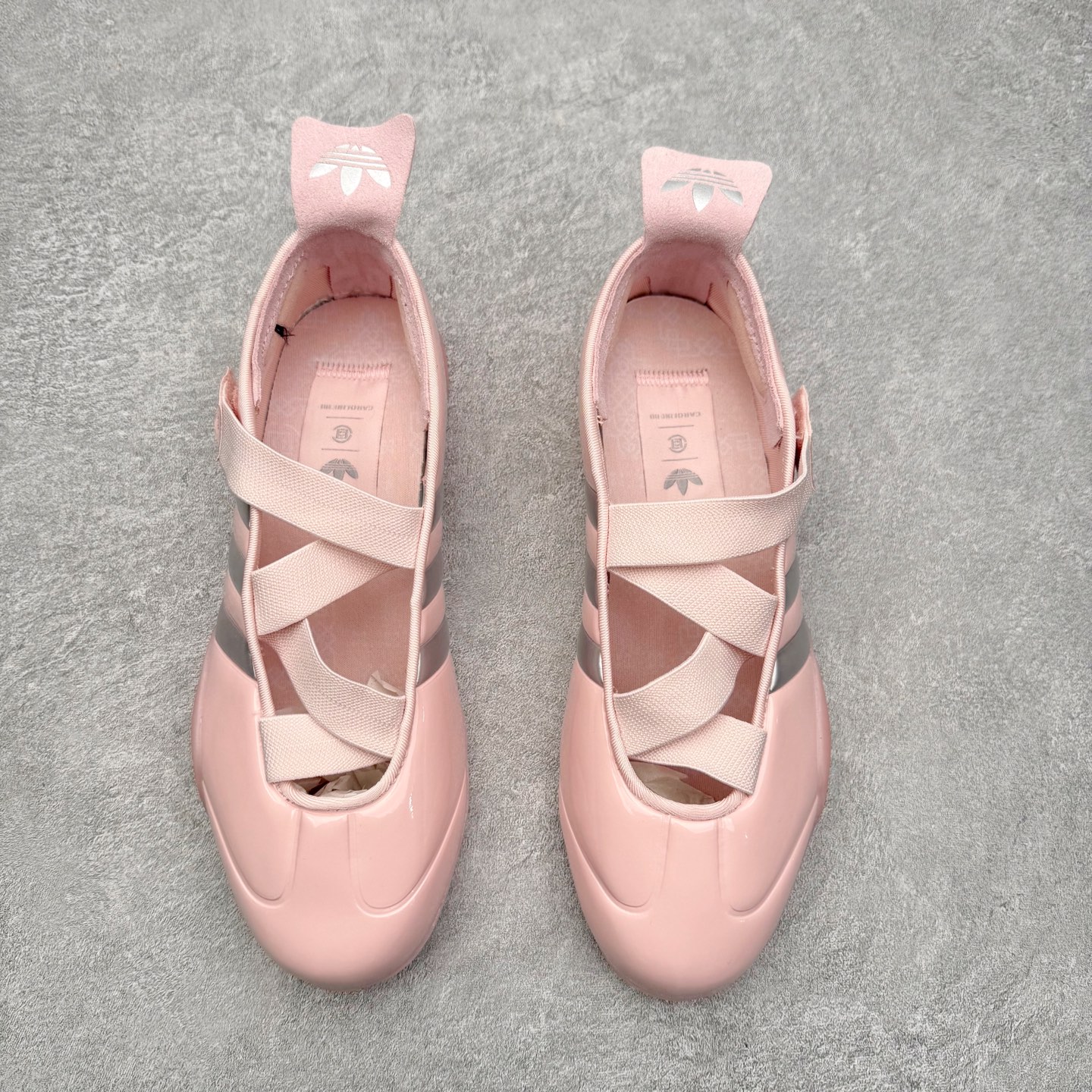 图片[2]-Caroline Hu x Edison Chen x AD Originals Taekwondo 三方联名 舒适耐用生活休闲鞋 实拍调校N版已经零色差零失真 百分百还原实物色彩所见即所得 不存在货不对板色差等低级问题 选购参考实物拍摄 不混卖不参货 只用心做好货严格选品 承诺混一赔十 尺码：36 36.5 37.5 38 38.5 39 40 40.5 41 42 42.5 43 44 44.5 45-选品中心