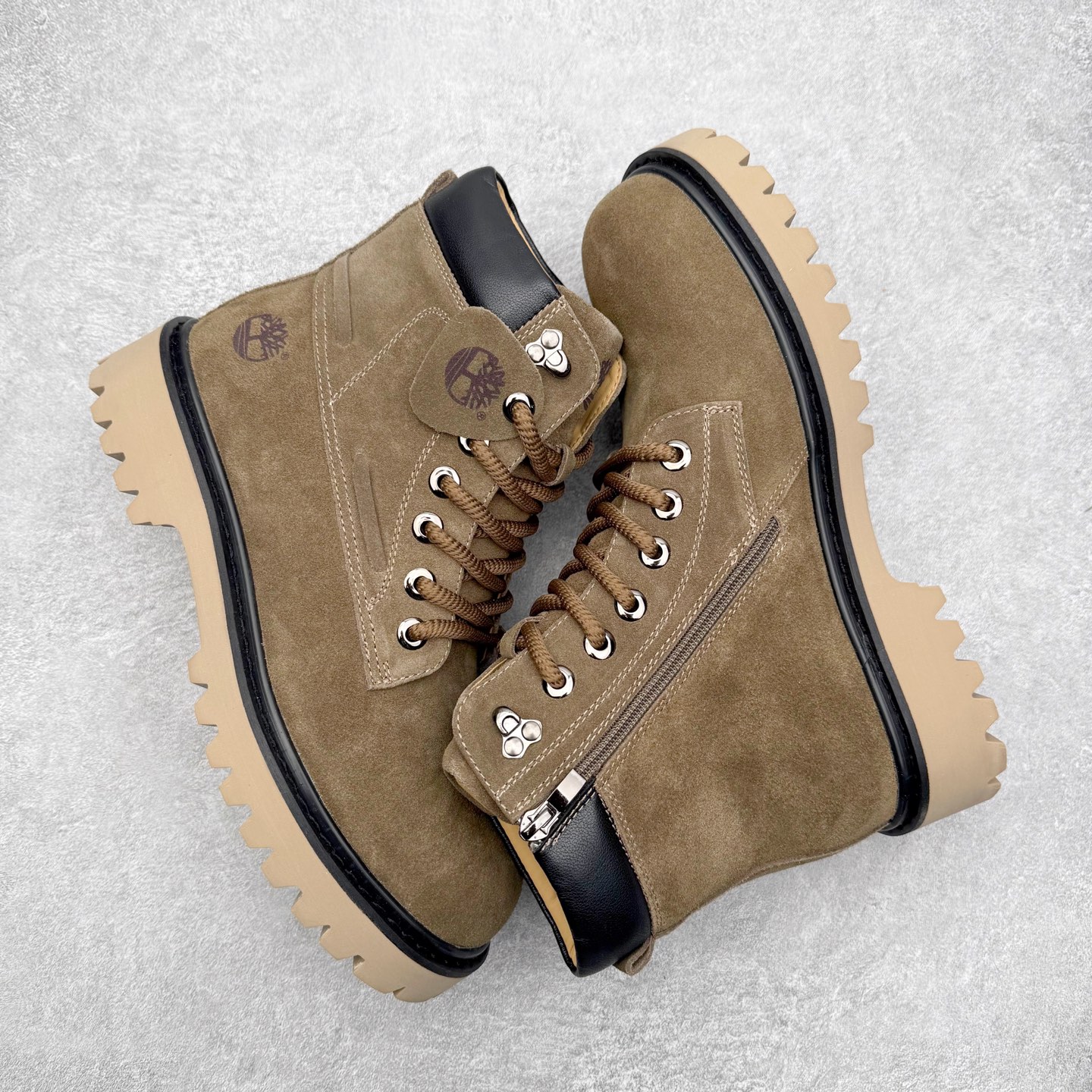 图片[3]-Timberland添柏岚/天伯伦 秋冬新品 秋冬必备户外休闲大黄靴系列#广东大厂品质 原盒原包装 时尚潮流搭配 面料采用意大利🇮🇹顶级磨砂细纹牛皮 轻质大底 搭配防臭防腐真皮乳胶鞋垫 大底到五金都是代工厂原材料制作 同原版固特异永不开胶工艺 好货不杀猪 首单质量严格把控 全网独家首发 品质毋庸置疑 全套官网统一包装 给您完美的穿着体验 质量考究耐穿 型男必备 专治不帅 高品质脚感一流 今年冬季防寒户外专用 日常随意搭配 尺码：38-44（皮鞋码）-选品中心