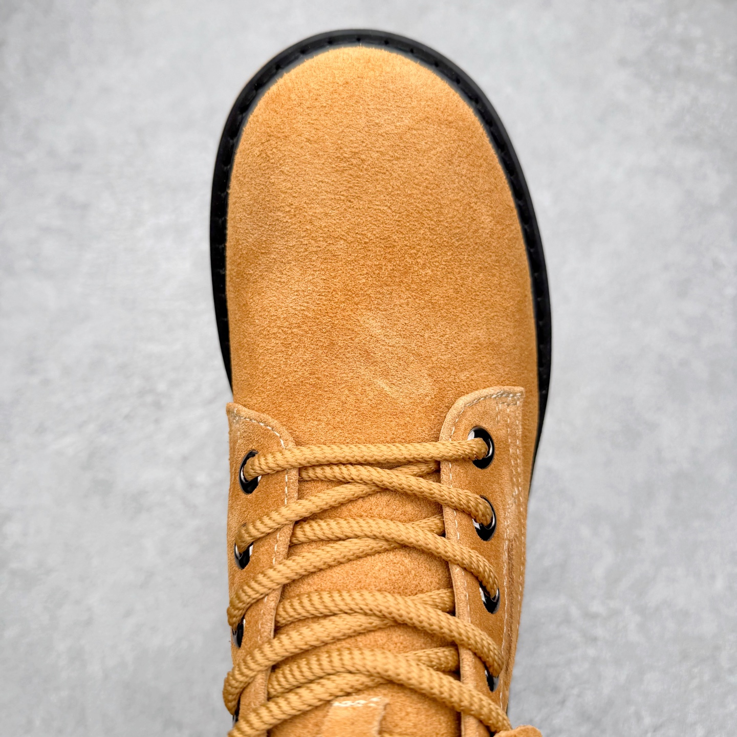 图片[4]-Timberland添柏岚/天伯伦 秋冬新品 秋冬必备户外休闲大黄靴系列#广东大厂品质 原盒原包装 时尚潮流搭配 面料采用意大利🇮🇹顶级磨砂细纹牛皮 轻质大底 搭配防臭防腐真皮乳胶鞋垫 大底到五金都是代工厂原材料制作 同原版固特异永不开胶工艺 好货不杀猪 首单质量严格把控 全网独家首发 品质毋庸置疑 全套官网统一包装 给您完美的穿着体验 质量考究耐穿 型男必备 专治不帅 高品质脚感一流 今年冬季防寒户外专用 日常随意搭配 尺码：38-44（皮鞋码）-选品中心
