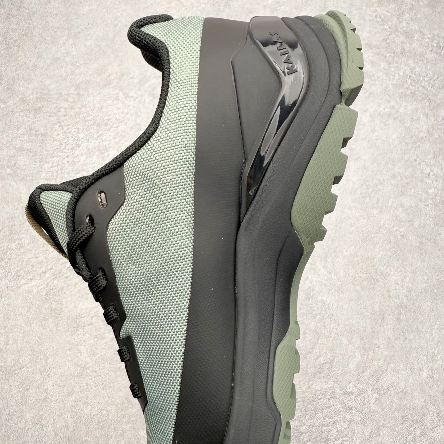 图片[7]-＃K版 KAILAS 凯乐石 界山户外运动舒适时尚防滑透气低帮登山徒步鞋 KAILAS凯乐石品牌是全球三大全系攀登品牌之一，于2003年创立于中国广州，致力于为有攀登梦想的户外运动员及爱好者，研发制造功能性专业装备，满足他们在极限环境下安全舒适的需求，凯乐石专注于科技面料的开发及专业功能设计，产品线覆盖登山、攀岩、徒步、越野跑山、露营、旅行等多项户外运动，通过运动员的测试反馈，不断进化迭代，产品荣获国内外大奖71座，发明专利21个，更突破性的自主研发攀登器械，打造出中国的攀登硬实力。实拍调校N版已经零色差零失真 百分百还原实物色彩所见即所得 不存在货不对板色差等低级问题 选购参考实物拍摄 不混卖不参货 只用心做好货严格选品 承诺混一赔十 尺码：36 36.5 37.5 38 38.5 39 40 40.5 41 42 42.5 43 44 44.5 45-选品中心