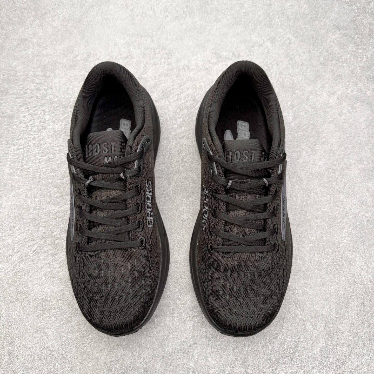 图片[2]-Brooks布鲁克斯 Ghost Max 3 运动舒适防滑耐磨低帮跑步鞋 实拍调校N版已经零色差零失真 百分百还原实物色彩所见即所得 不存在货不对板色差等低级问题 选购参考实物拍摄 不混卖不参货 只用心做好货严格选品 承诺混一赔十 尺码：36 36.5 37.5 38 38.5 39 40 40.5 41 42 42.5 43 44 44.5 45-选品中心